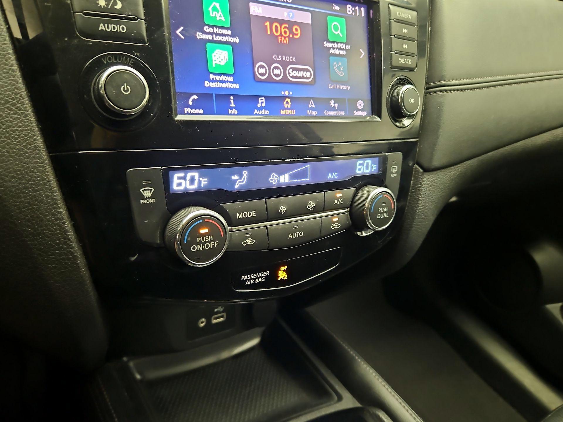 Thumbnail: 2018 Nissan Rogue - 17