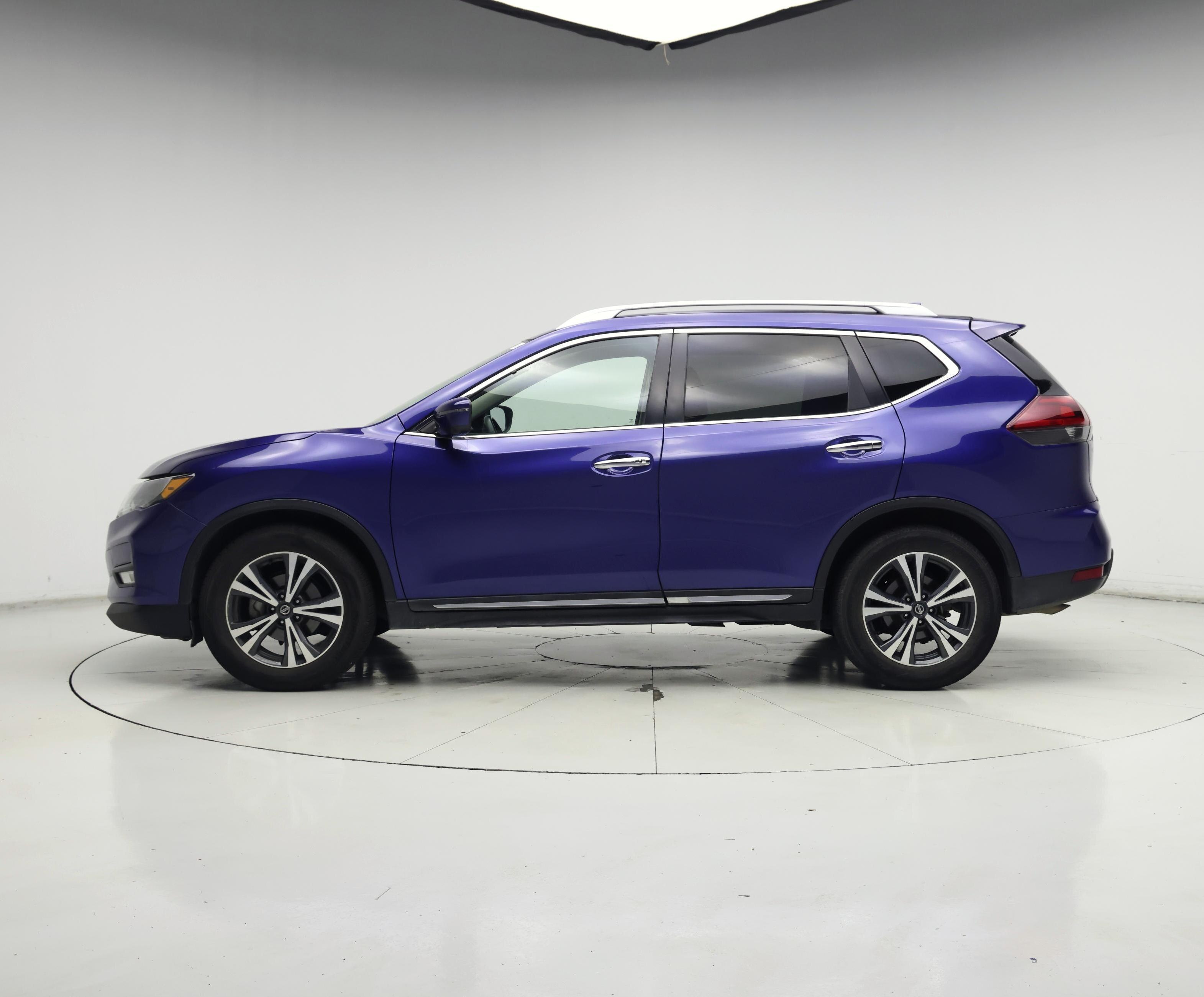 Thumbnail: 2018 Nissan Rogue - 3