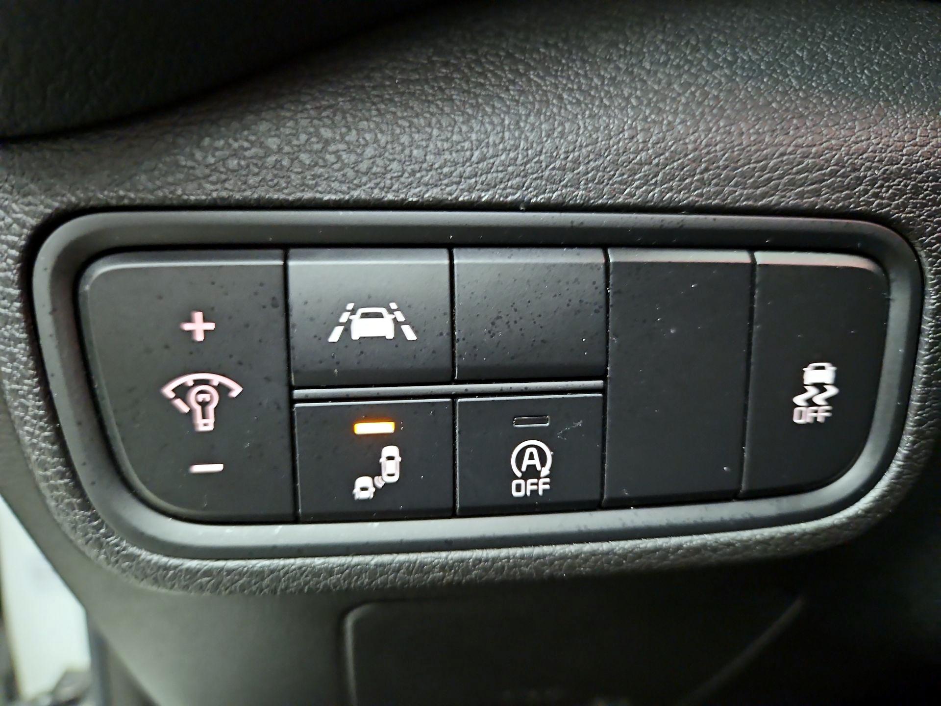 Thumbnail: 2021 Kia Soul - 13