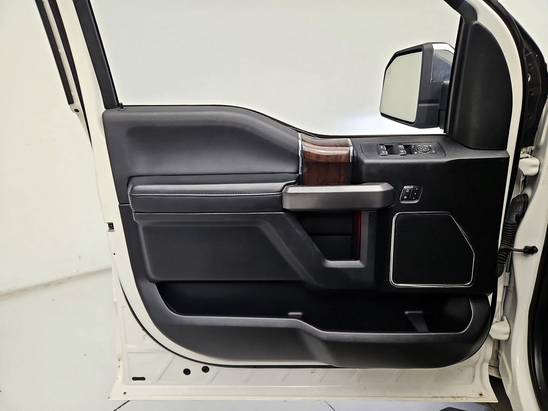 Thumbnail: 2017 Ford F-150 - 12