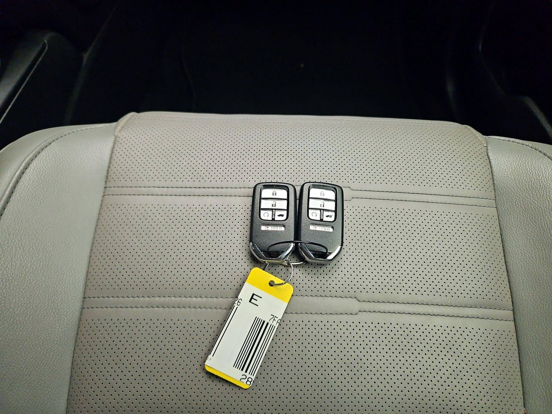 Thumbnail: 2017 Honda CR-V - 20