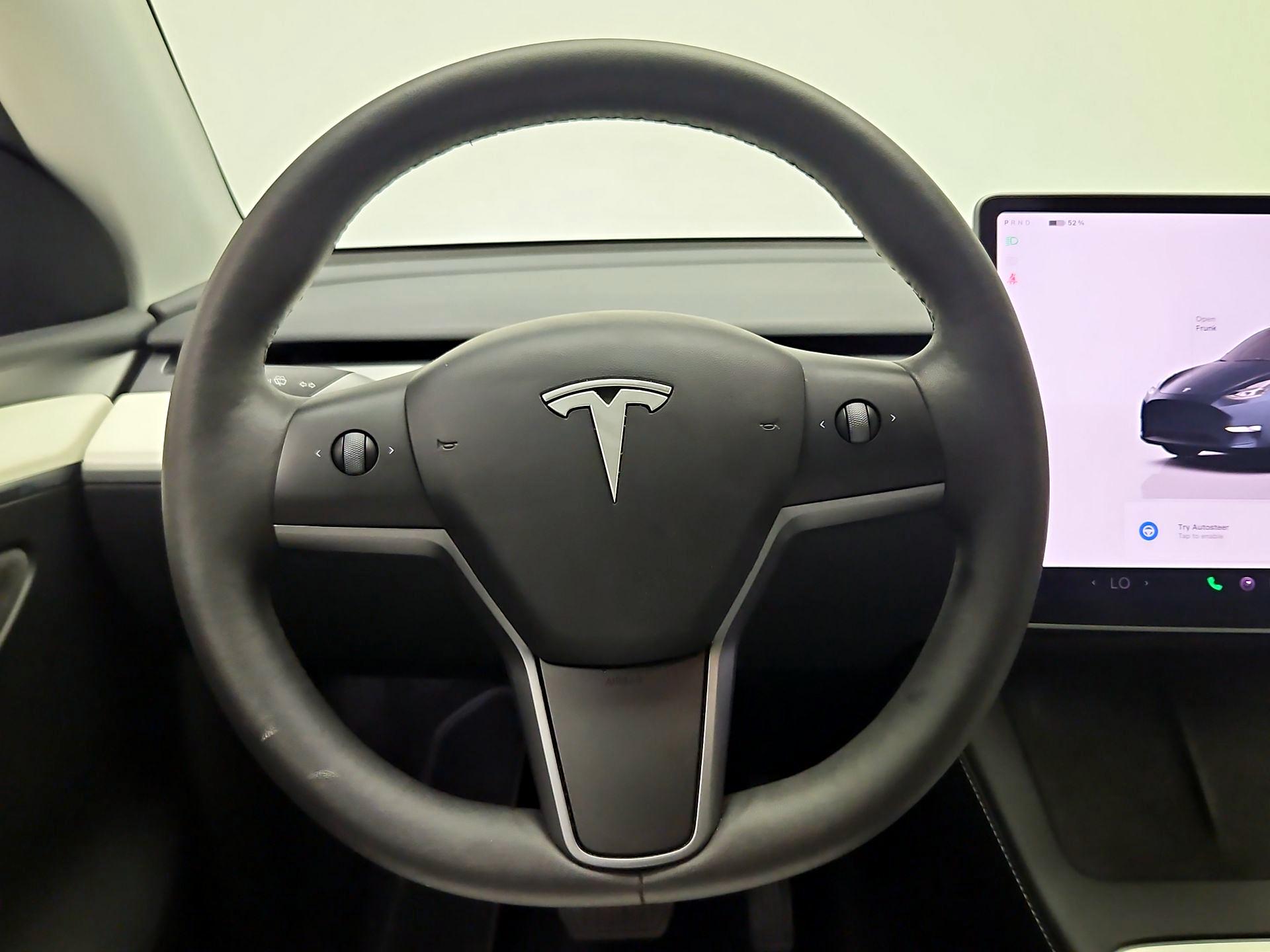 Thumbnail: 2024 Tesla Model Y - 10