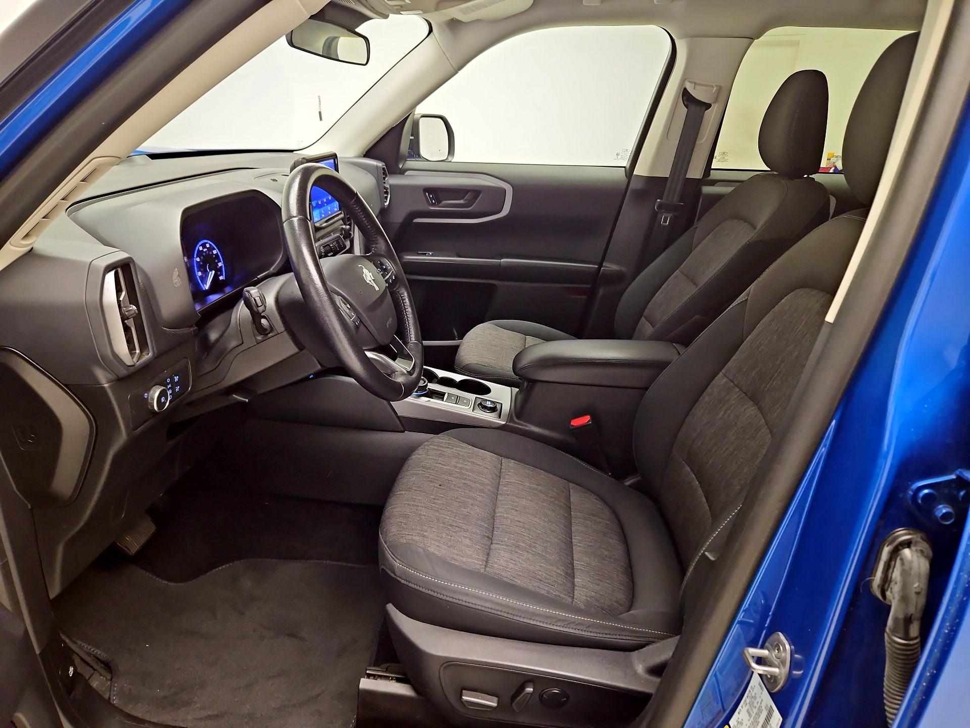 Thumbnail: 2022 Ford Bronco Sport - 11