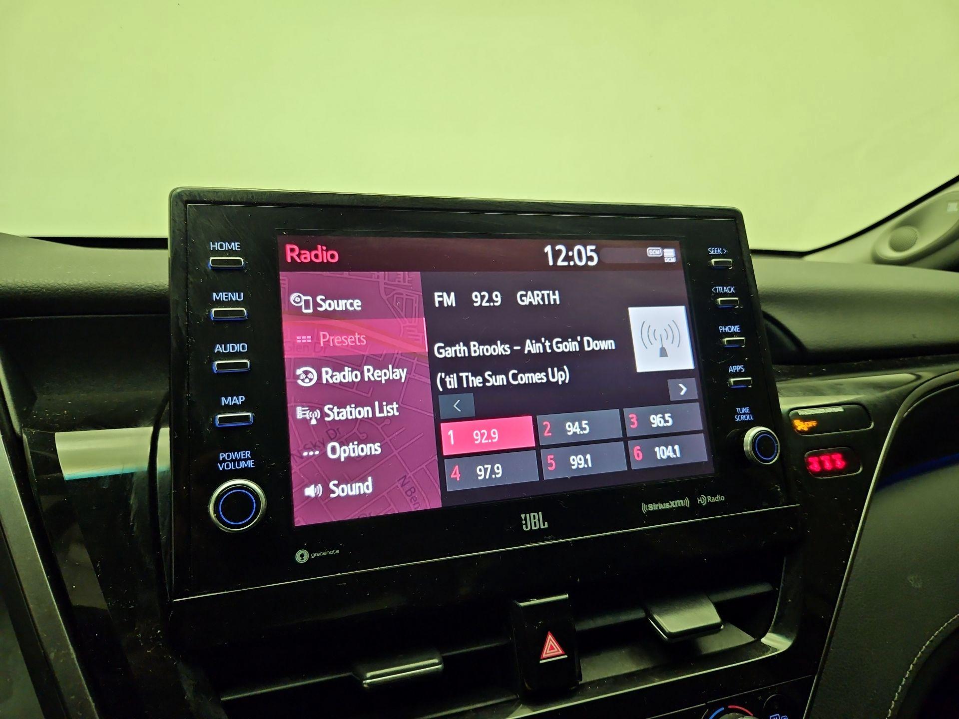 Thumbnail: 2023 Toyota Camry - 16