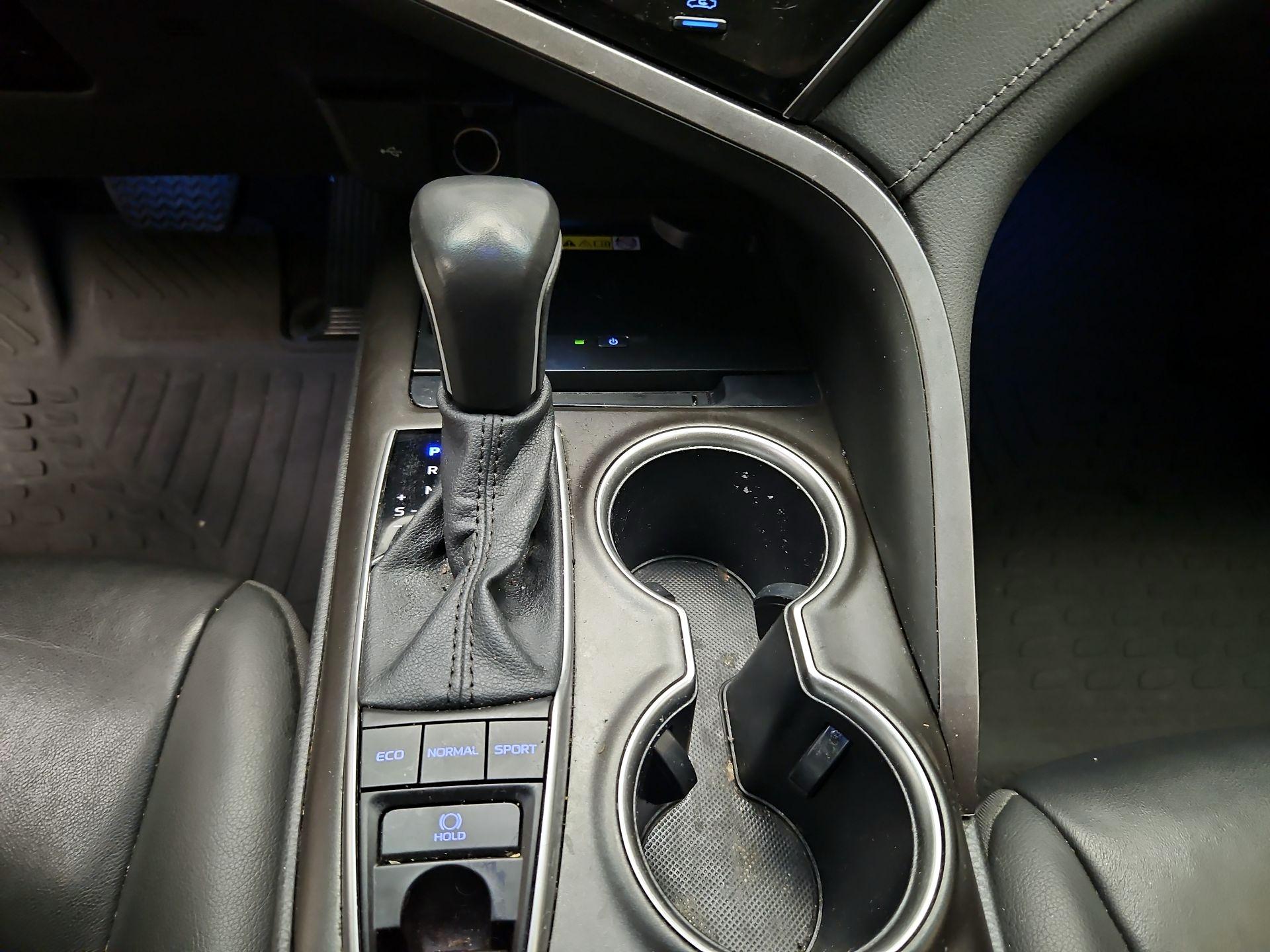 Thumbnail: 2023 Toyota Camry - 18