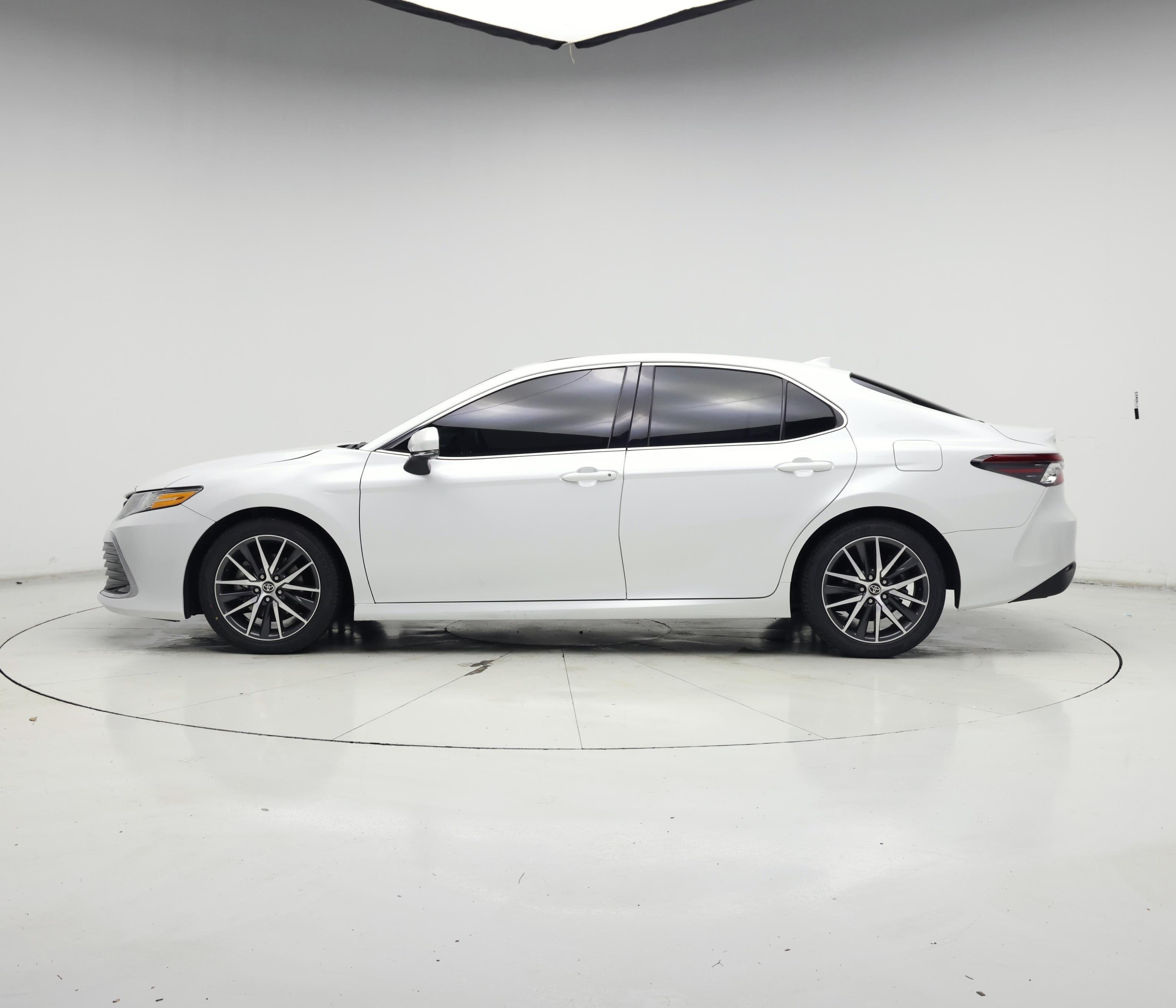 Thumbnail: 2023 Toyota Camry - 3