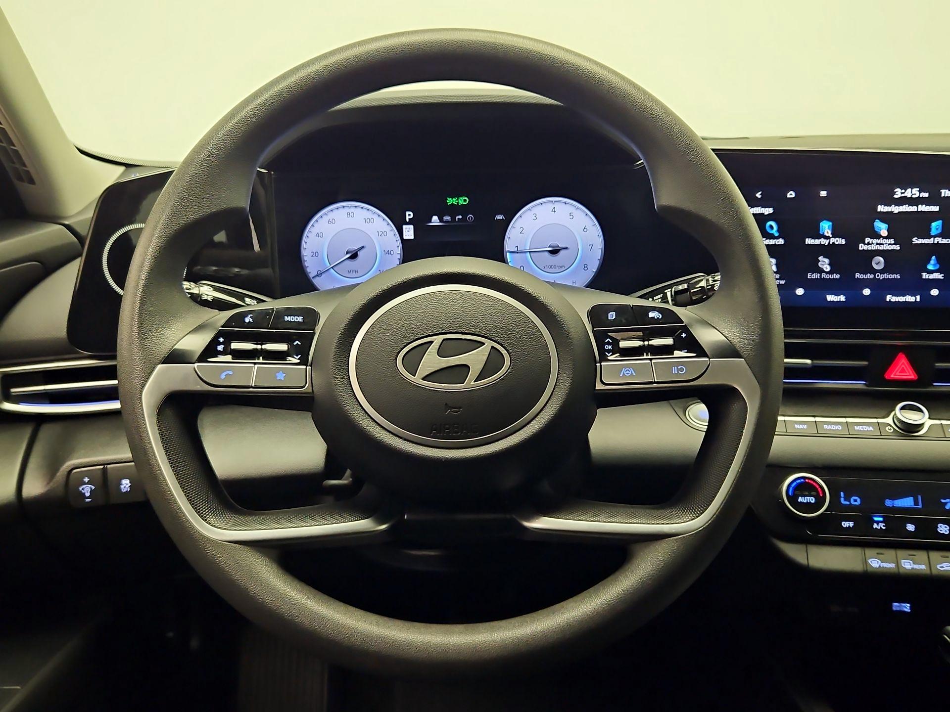 Thumbnail: 2024 Hyundai Elantra - 10