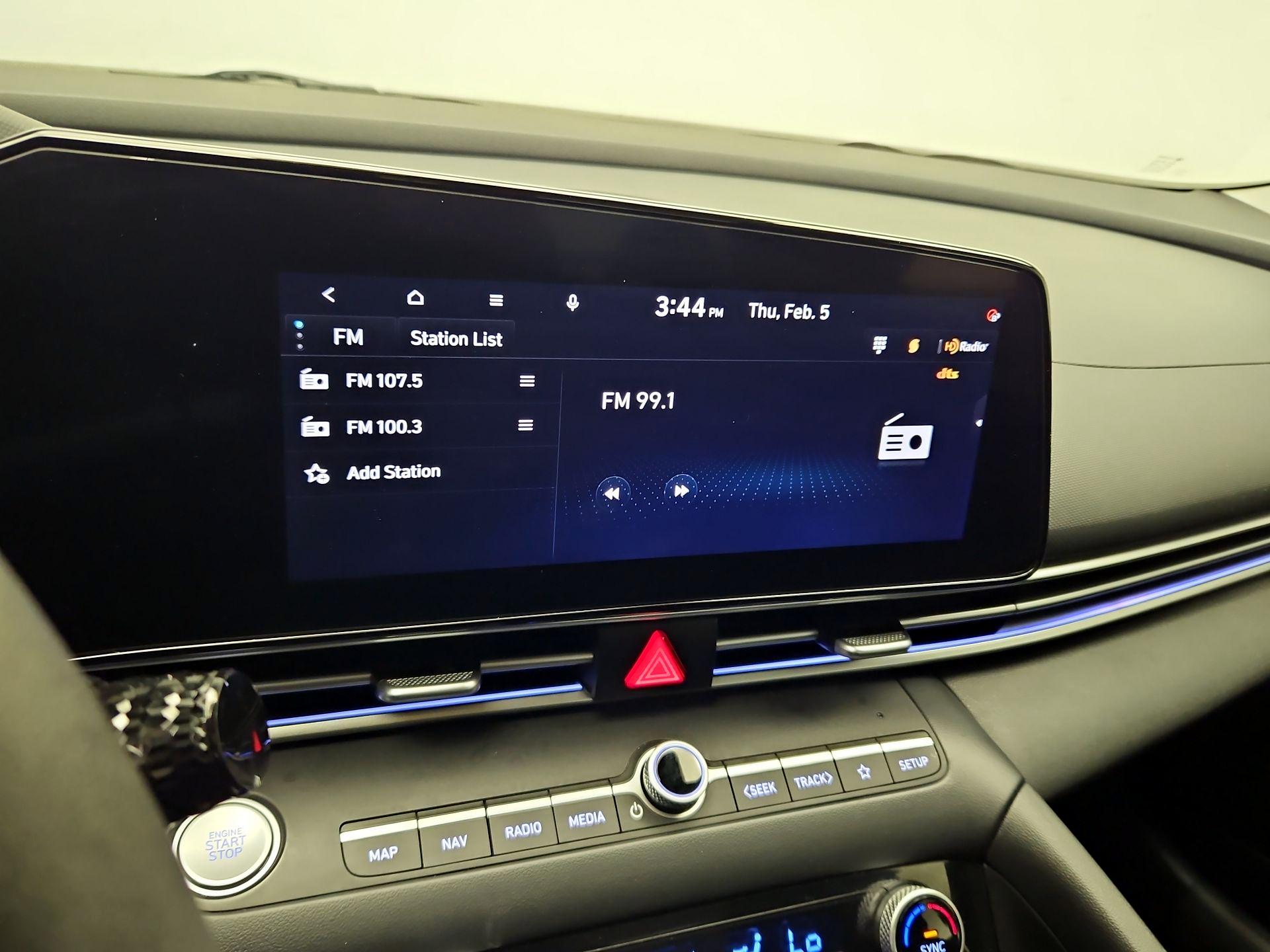 Thumbnail: 2024 Hyundai Elantra - 16