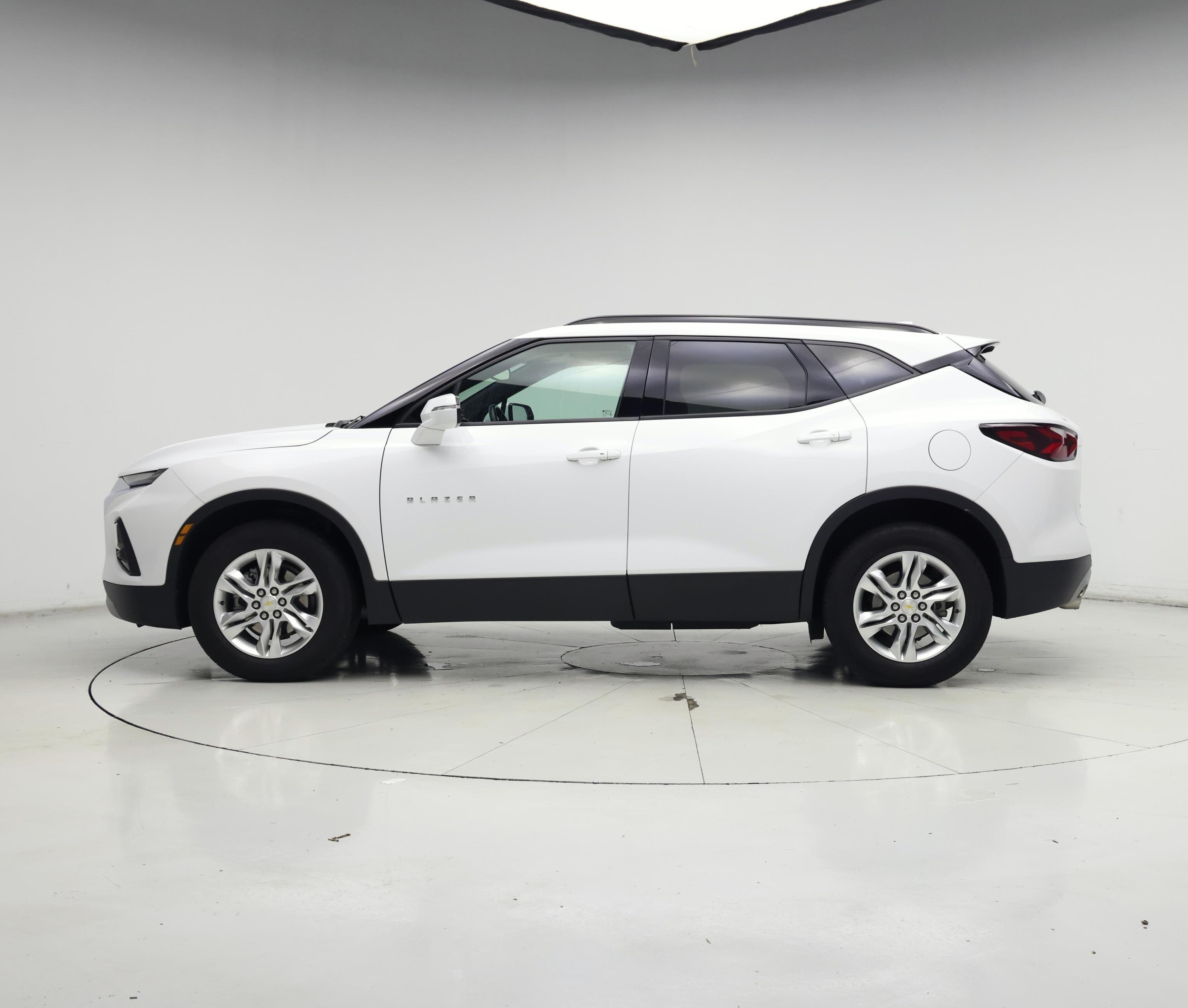 Thumbnail: 2022 Chevrolet Blazer - 3