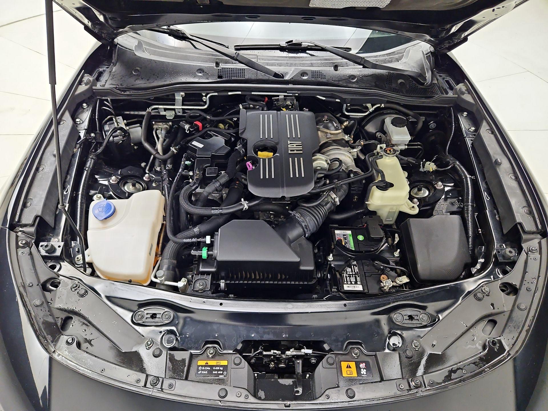 Thumbnail: 2020 Fiat 124 Spider - 18