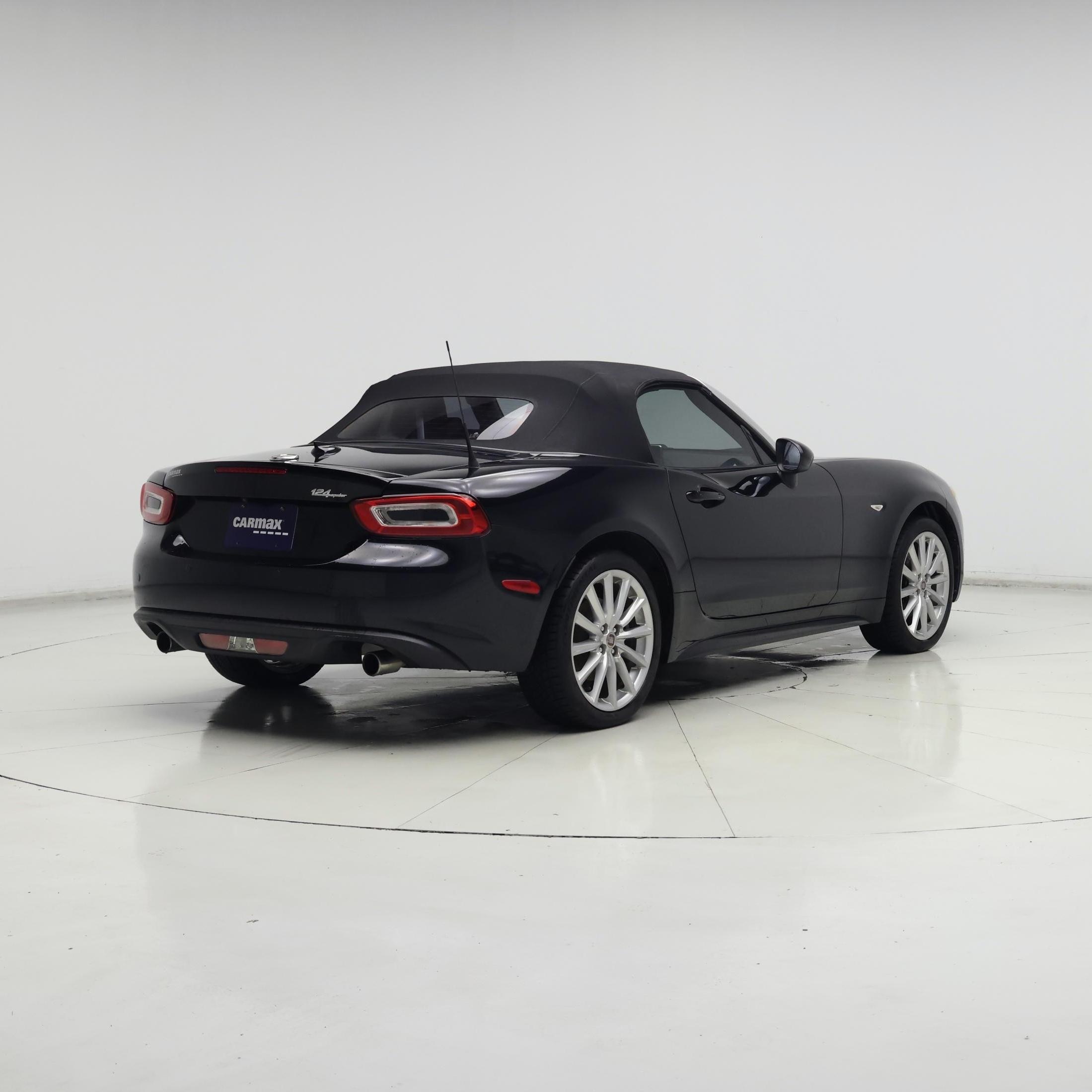 Thumbnail: 2020 Fiat 124 Spider - 8