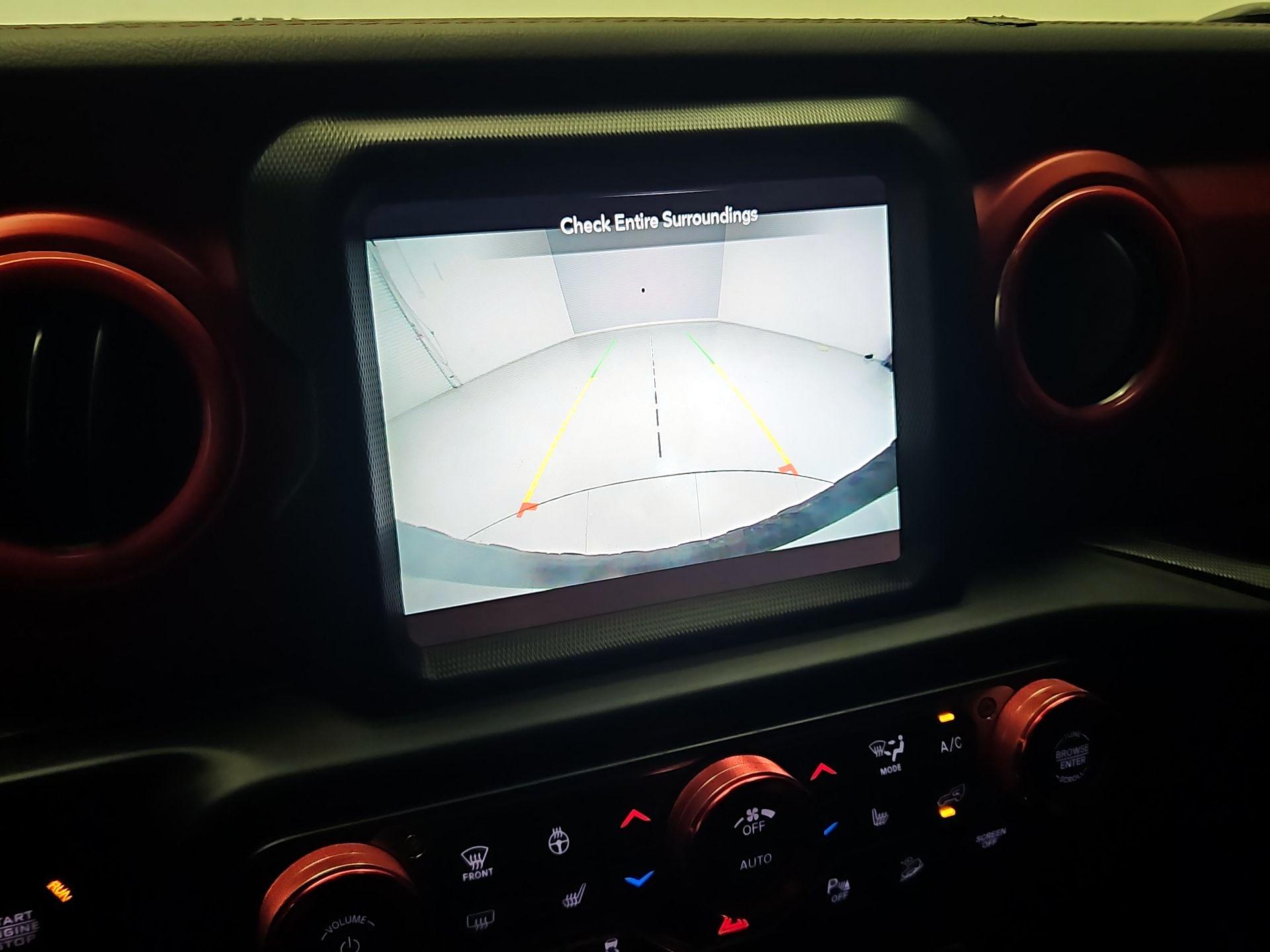 Thumbnail: 2021 Jeep Wrangler - 15