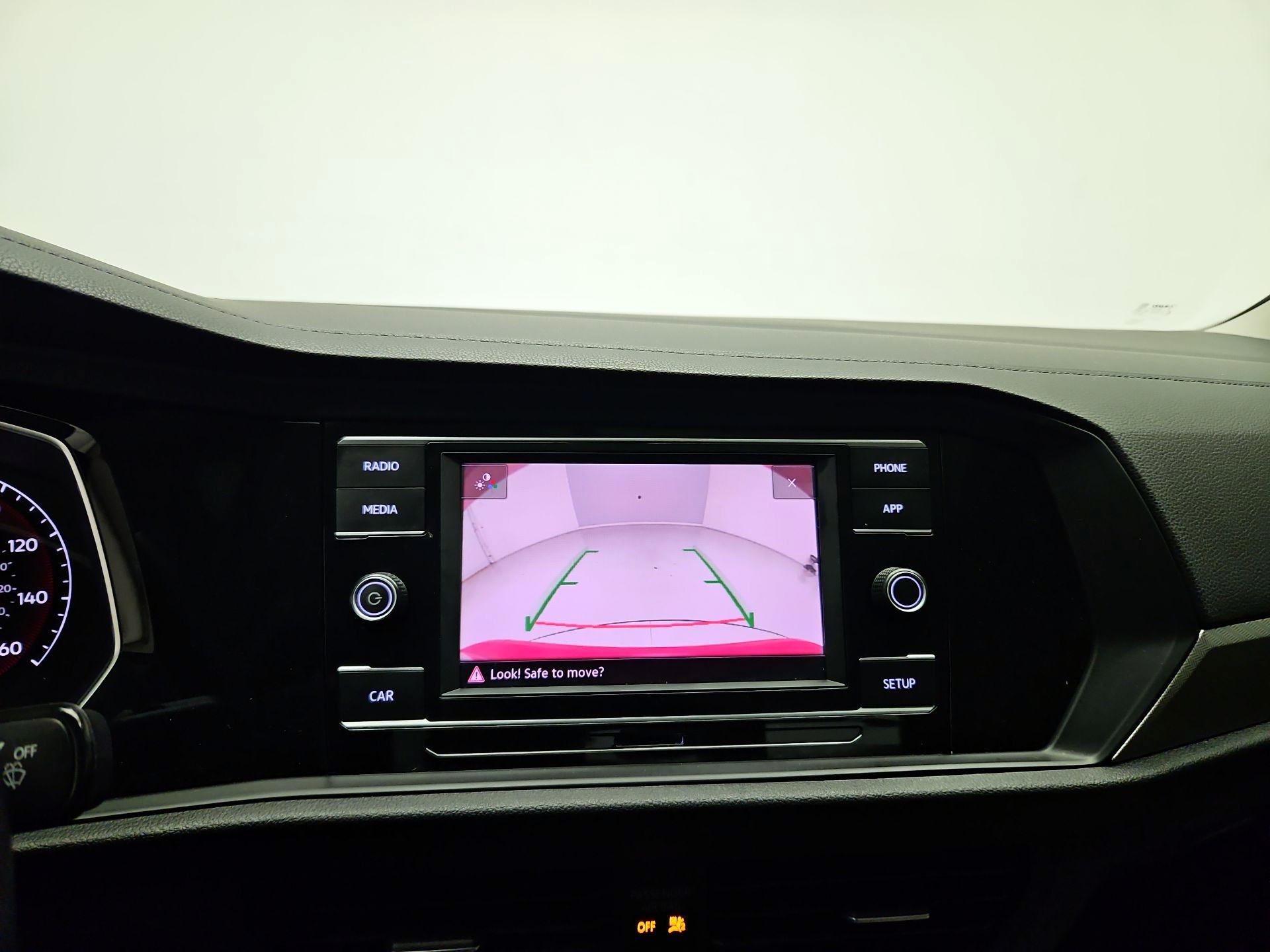 Thumbnail: 2019 Volkswagen Jetta - 13