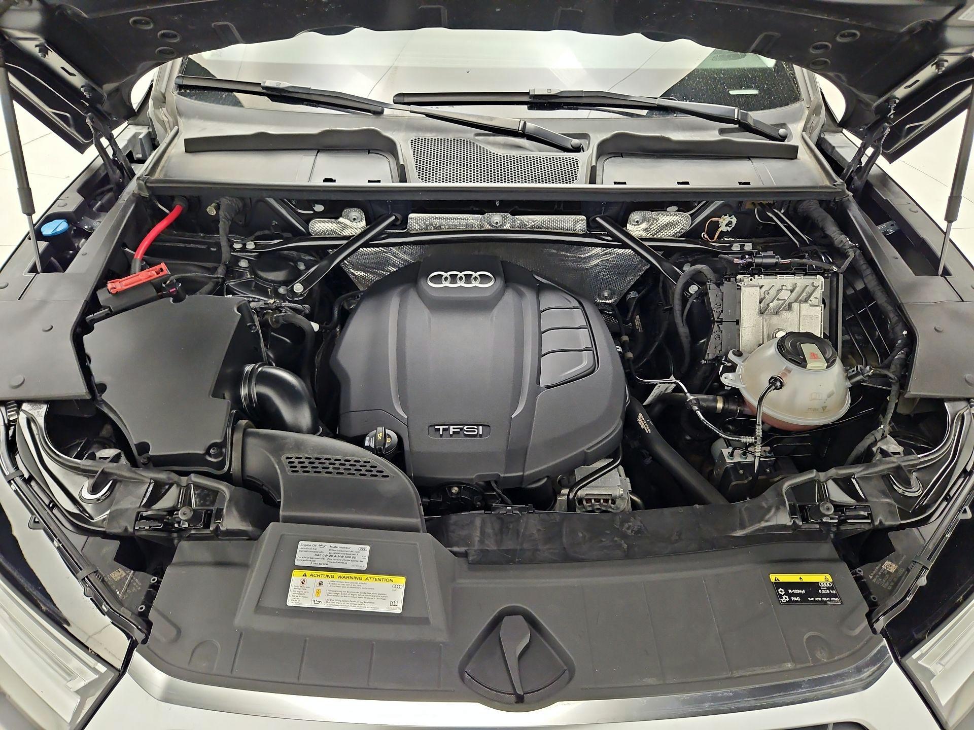 Thumbnail: 2019 Audi Q5 - 19