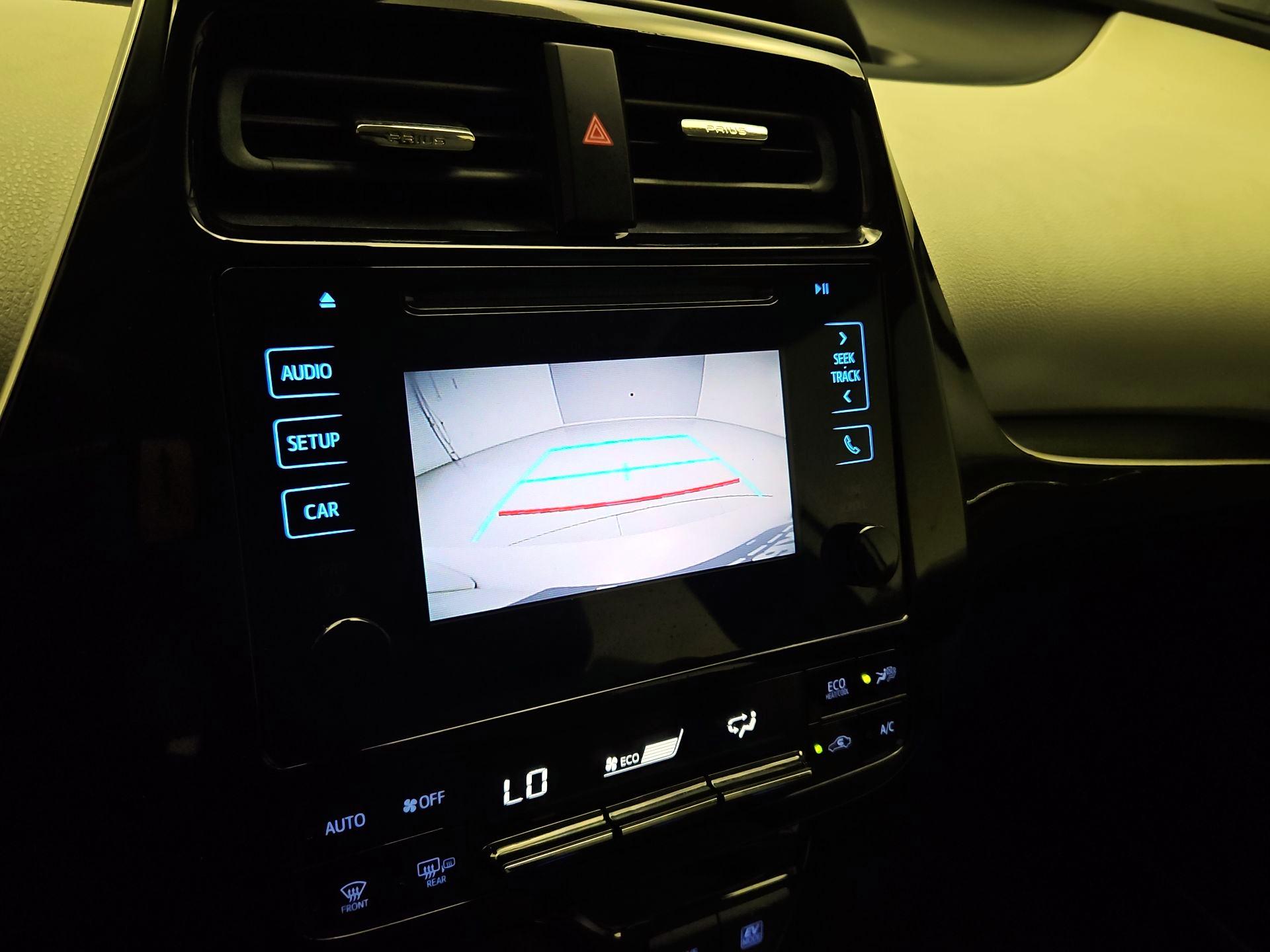 Thumbnail: 2019 Toyota Prius - 14