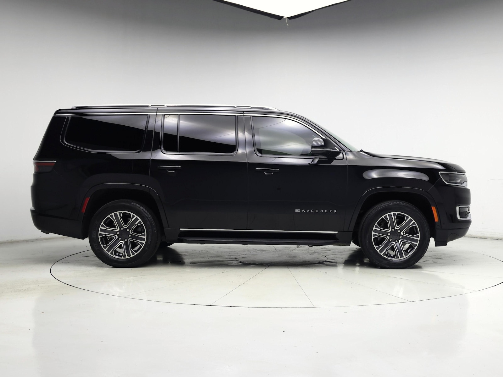 2024 Jeep Wagoneer Series II - Photo 8