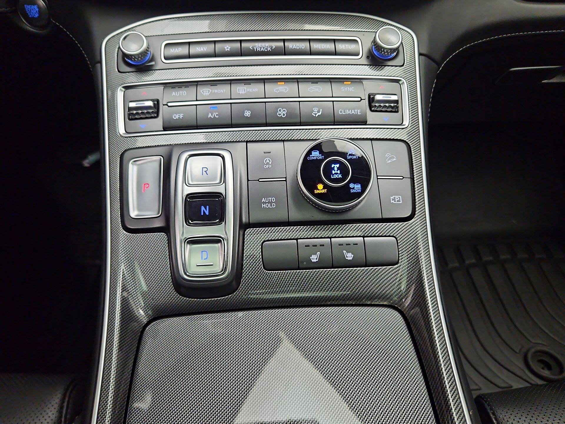 Thumbnail: 2023 Hyundai Santa Fe - 18