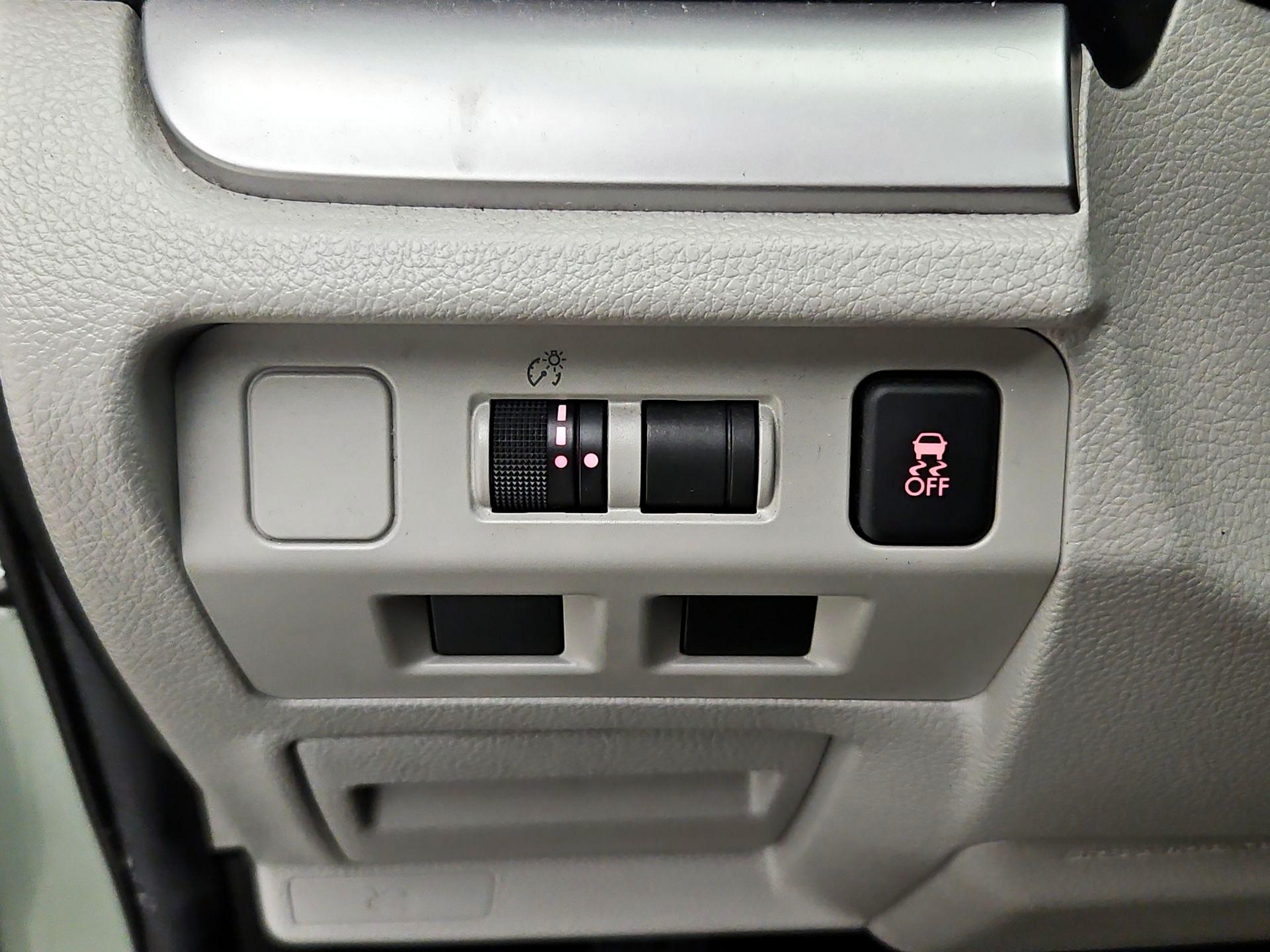 Thumbnail: 2016 Subaru Forester - 13