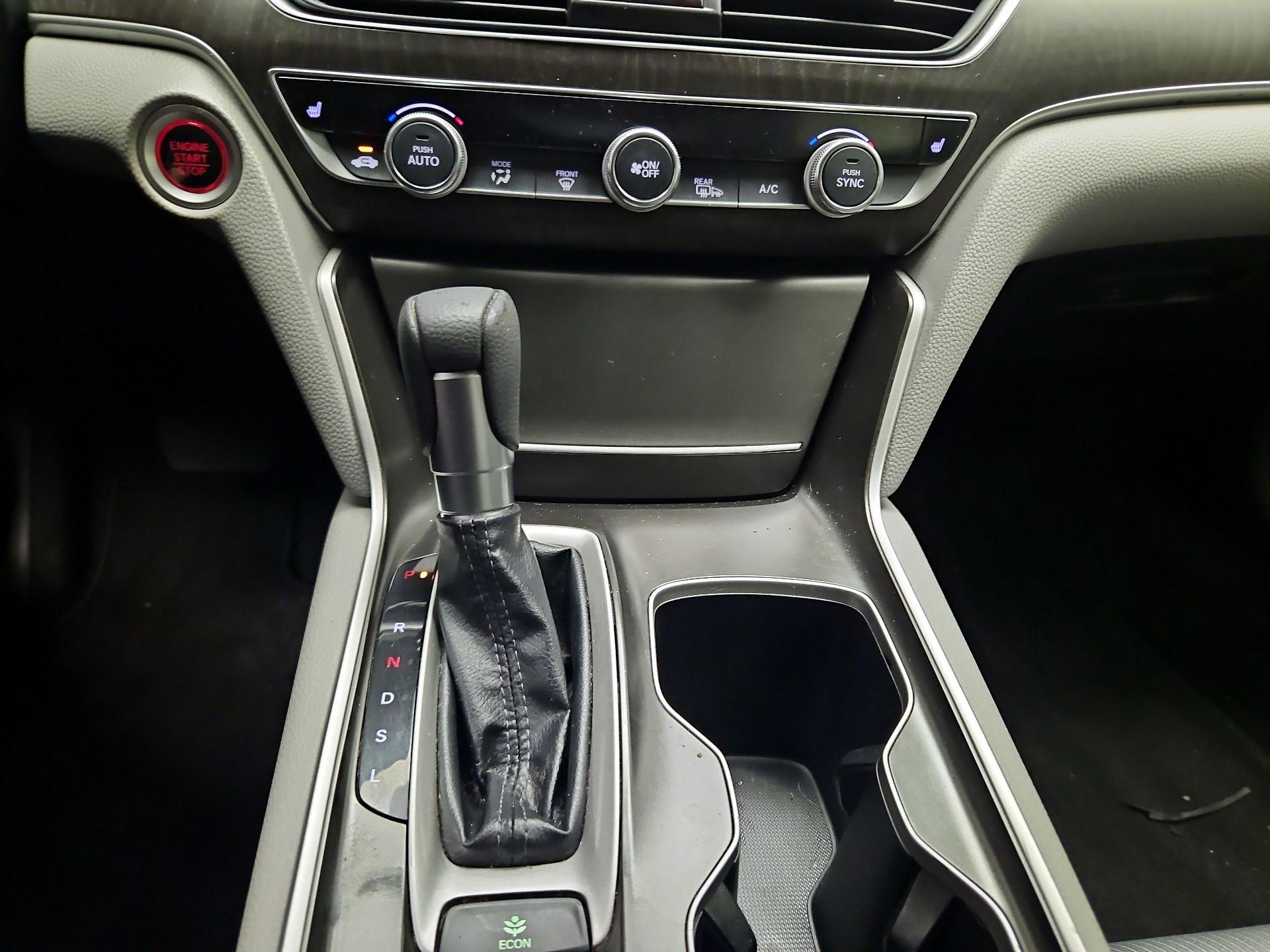 Thumbnail: 2018 Honda Accord - 16