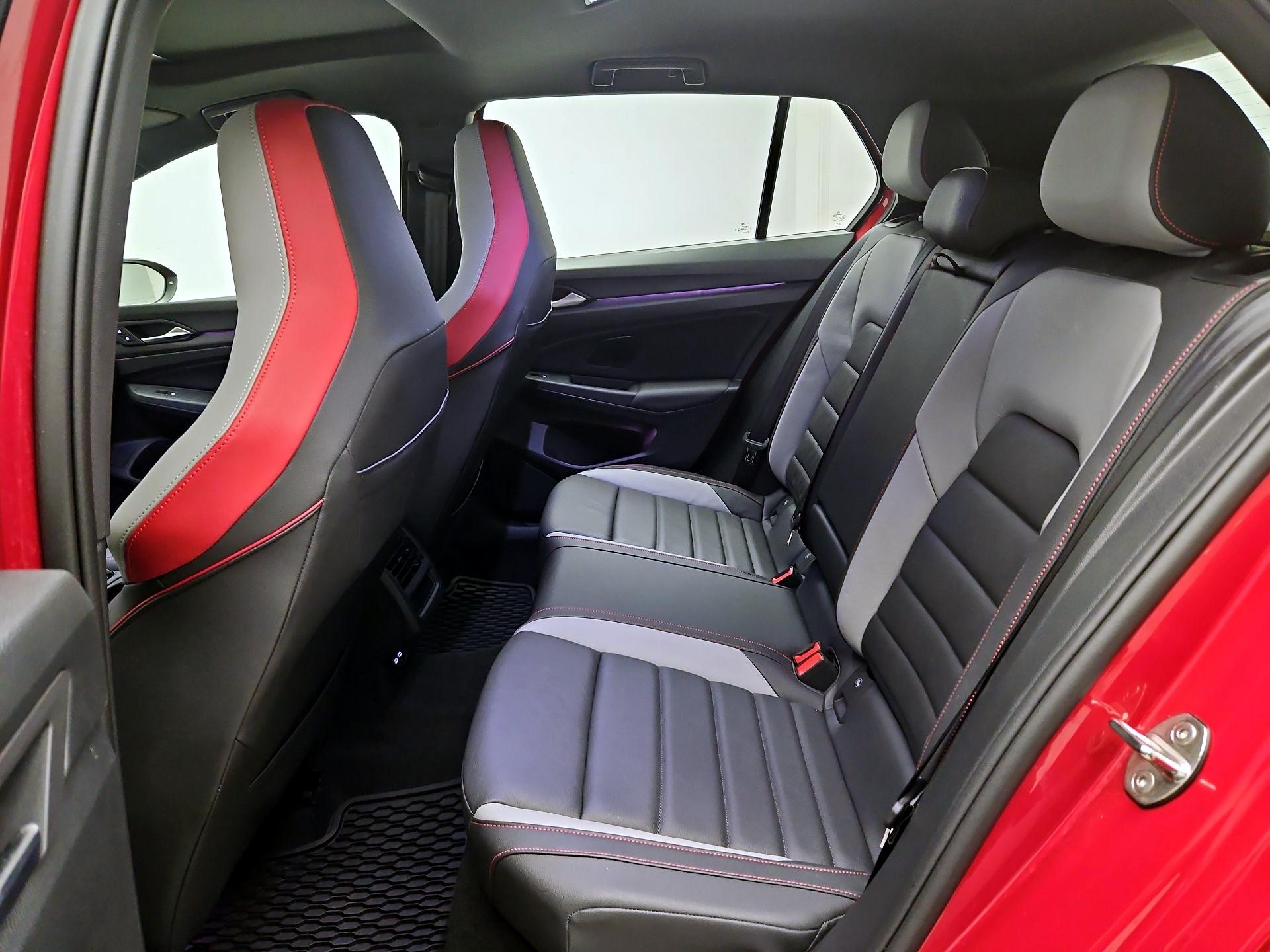 Thumbnail: 2024 Volkswagen Golf - 17