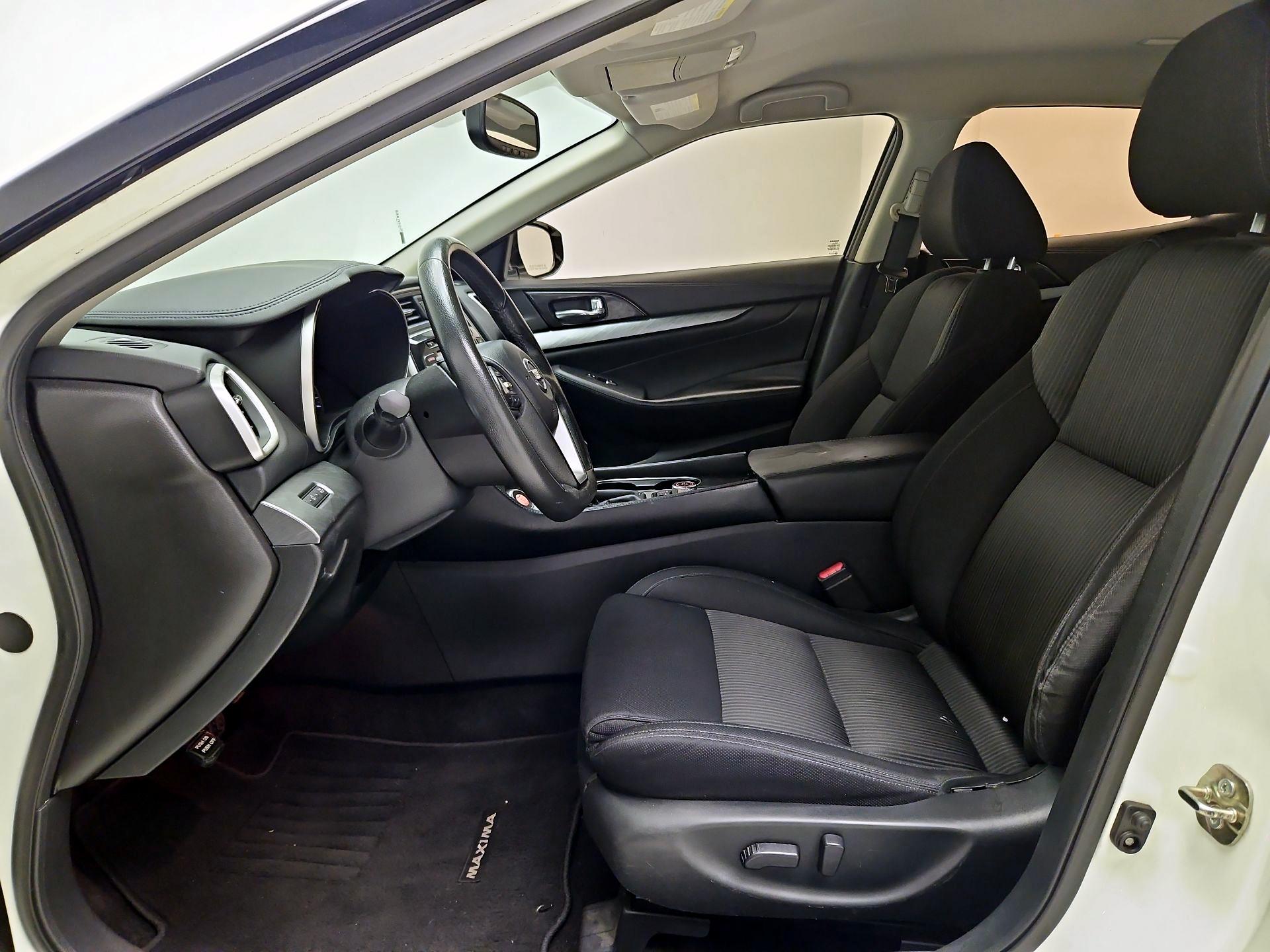 Thumbnail: 2017 Nissan Maxima - 11