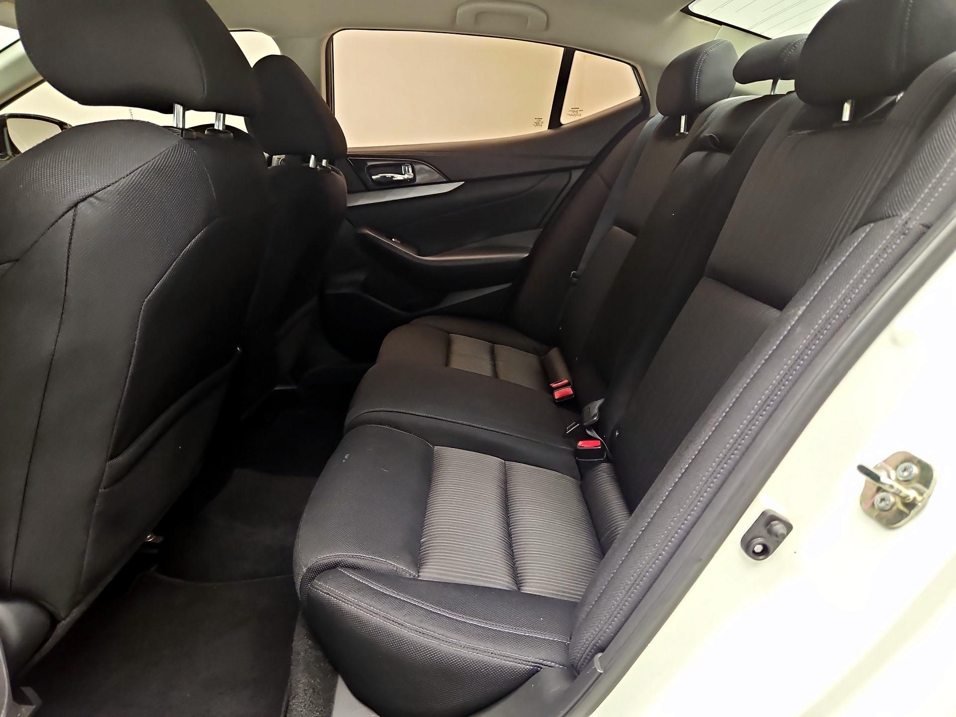 Thumbnail: 2017 Nissan Maxima - 17