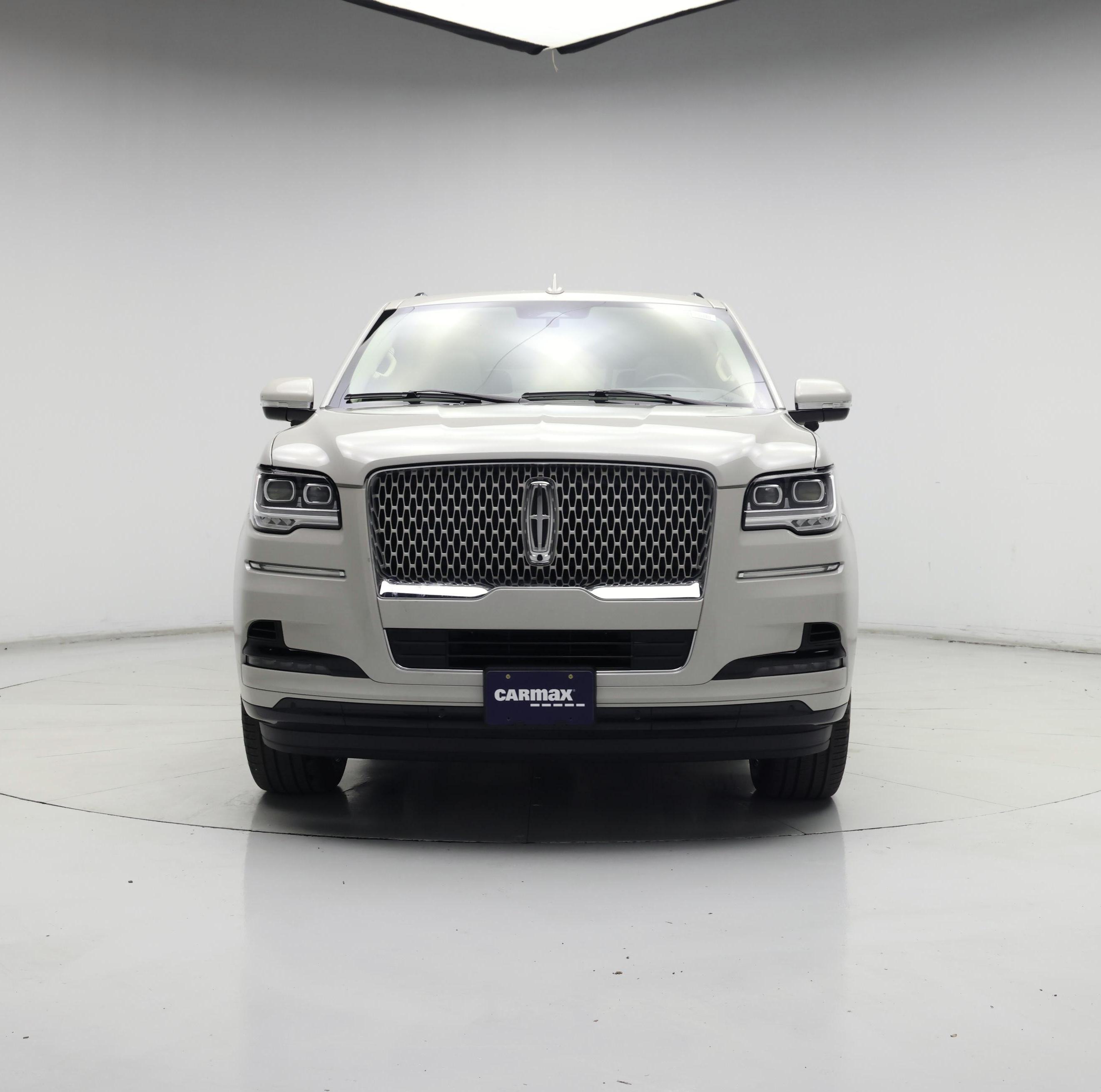 Thumbnail: 2022 Lincoln Navigator - 5