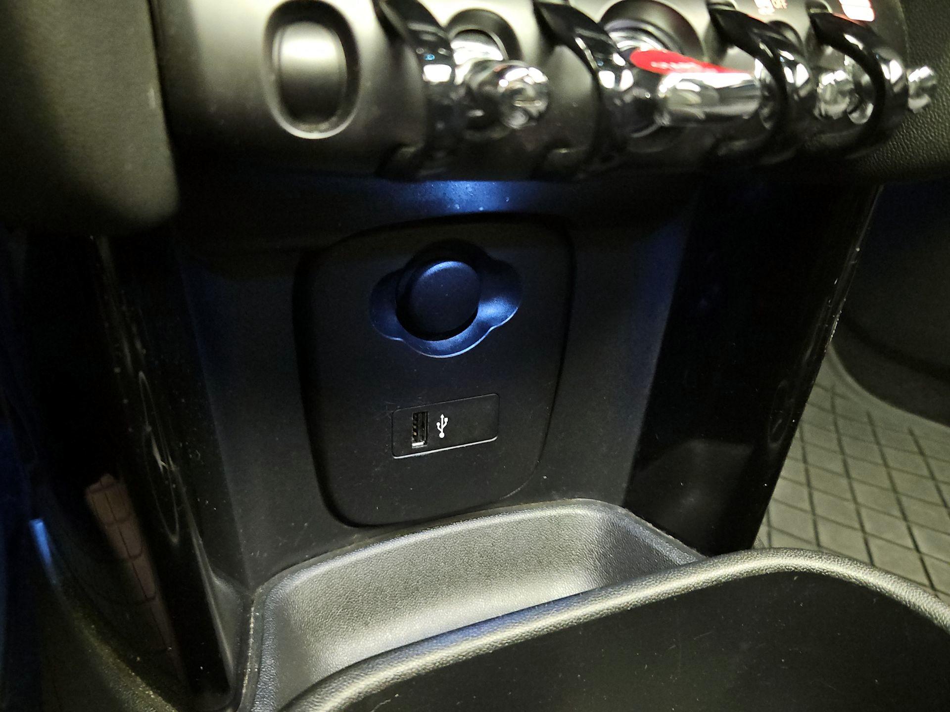 Thumbnail: 2023 MINI Cooper Hardtop - 19