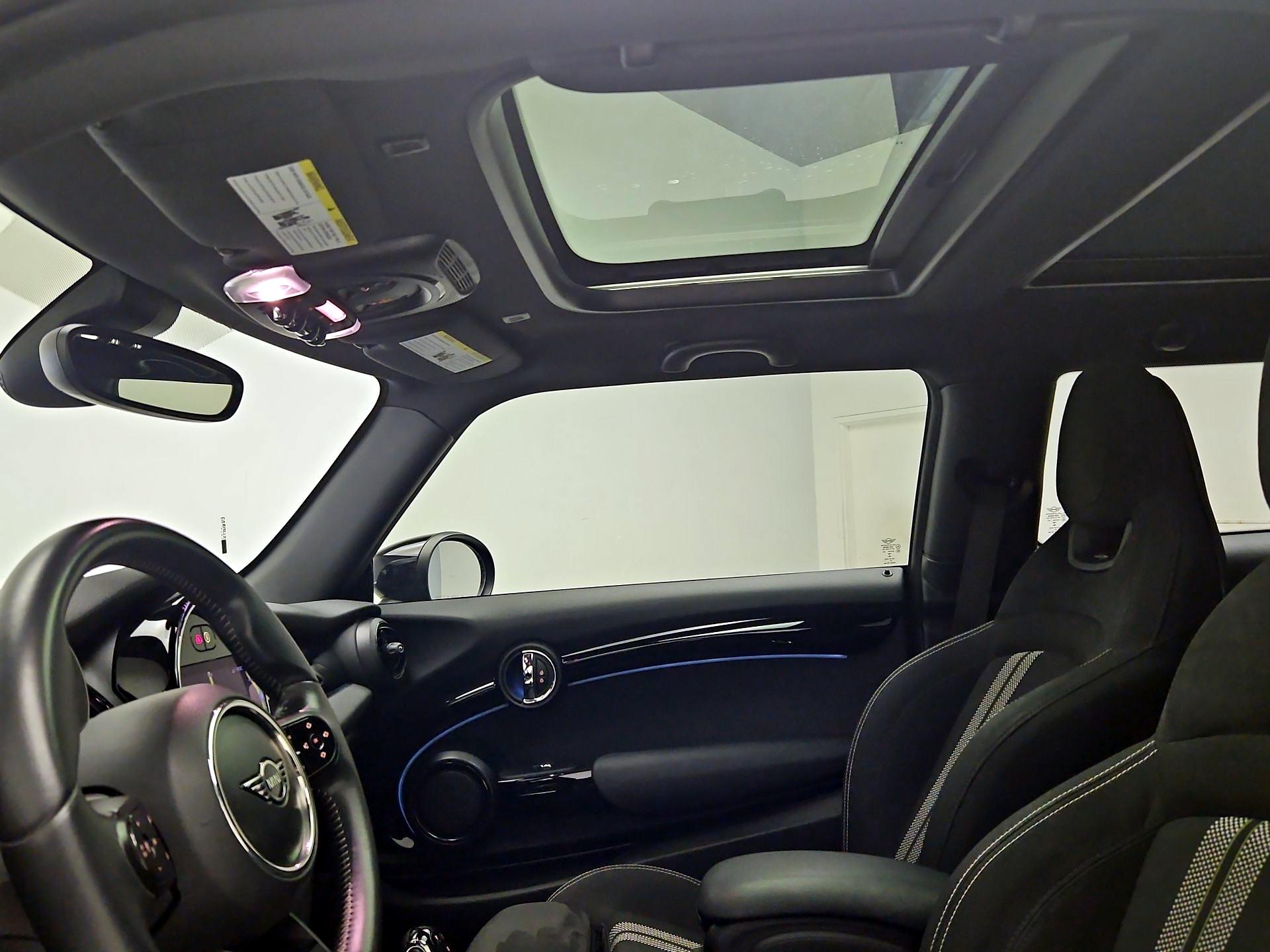 Thumbnail: 2023 MINI Cooper Hardtop - 20