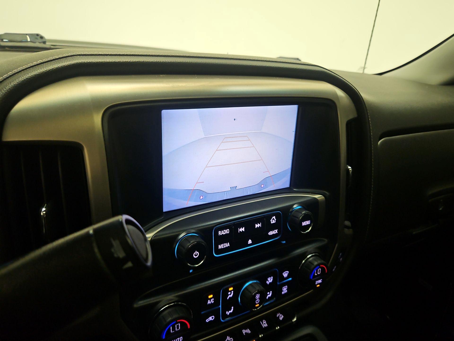 Thumbnail: 2018 GMC Sierra 2500 - 15