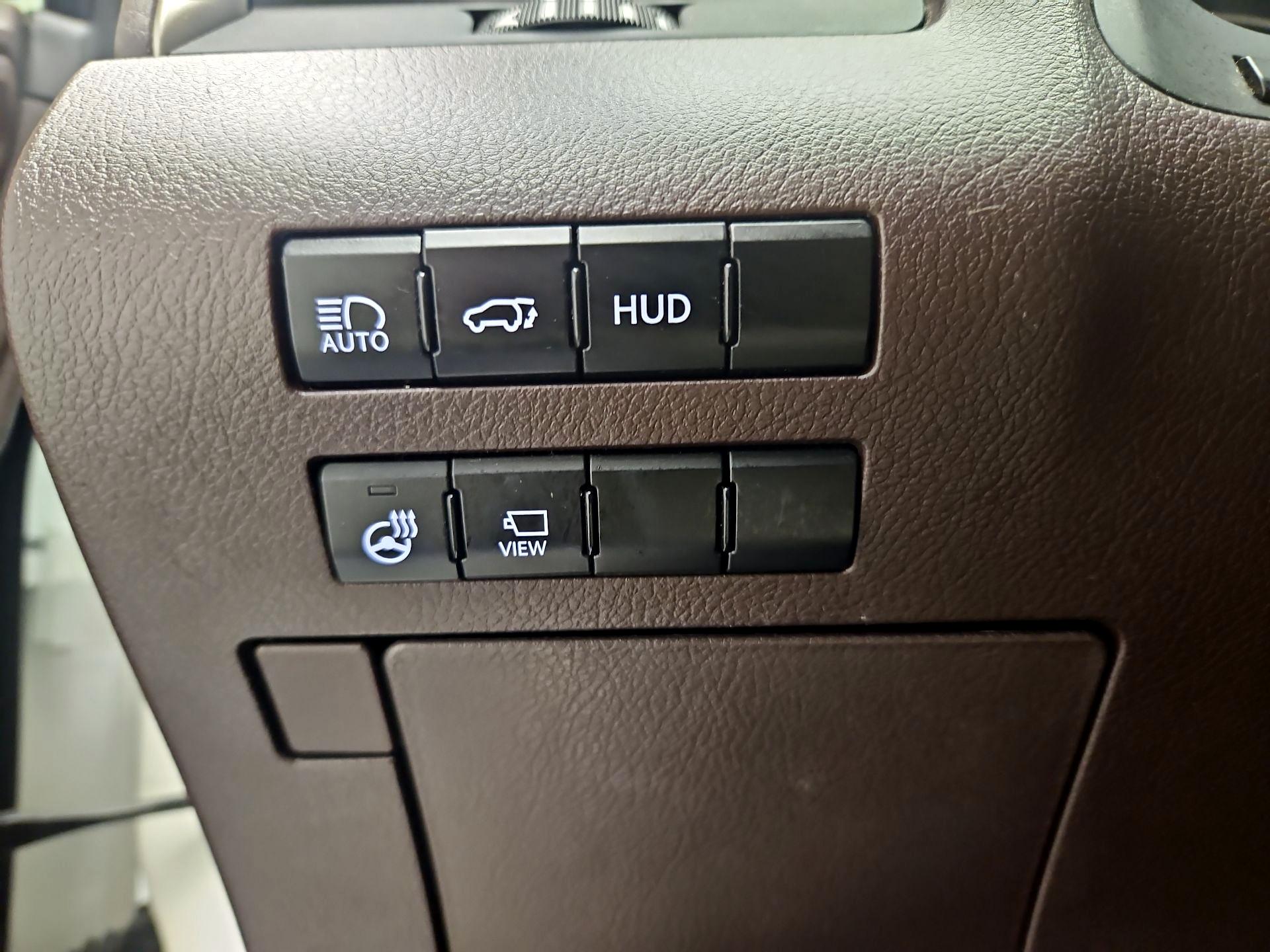 Thumbnail: 2020 Lexus RX - 13