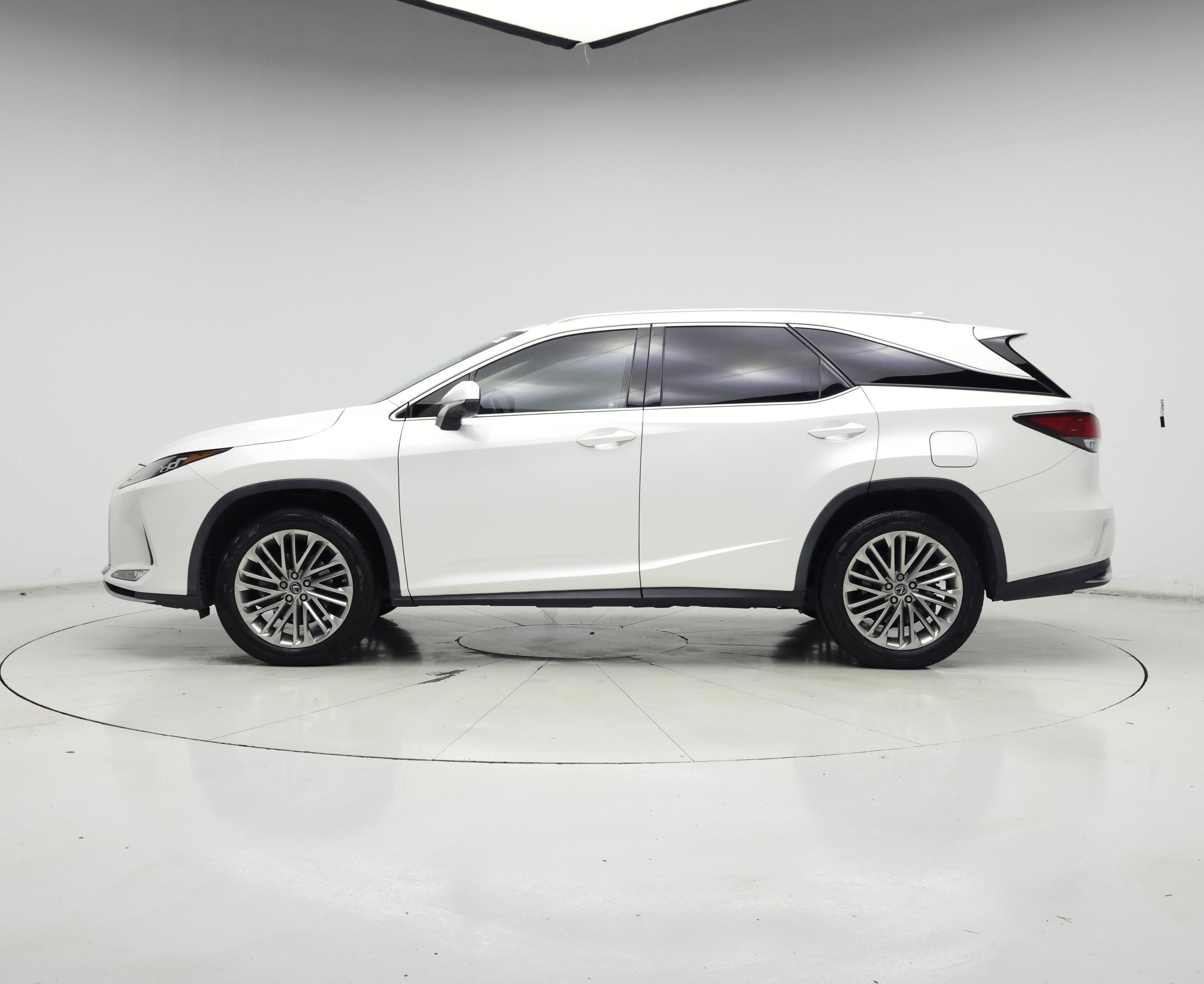 Thumbnail: 2020 Lexus RX - 3