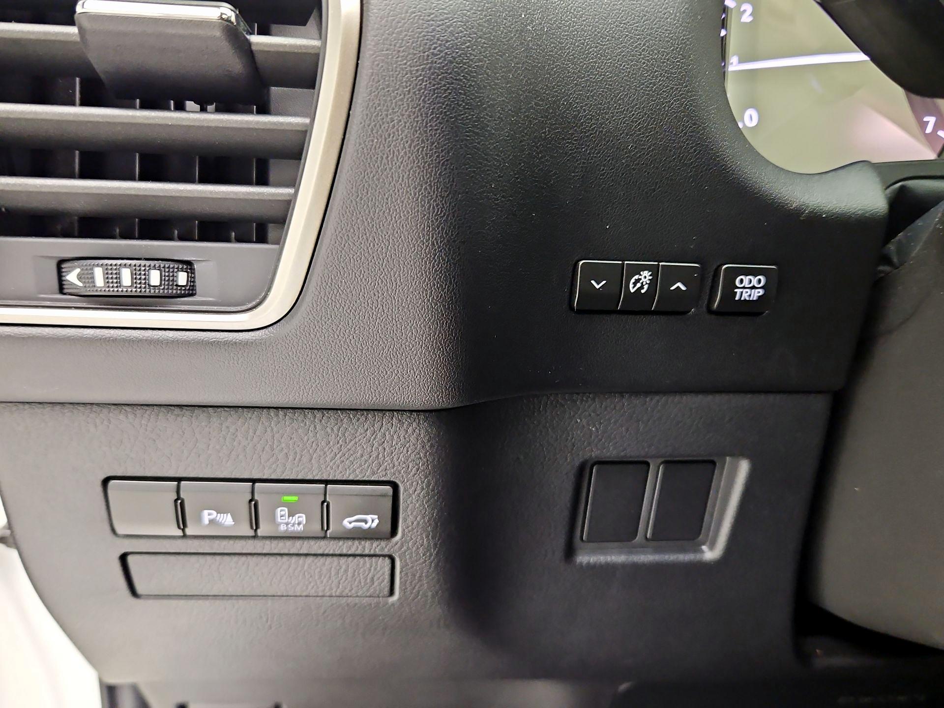 Thumbnail: 2016 Lexus NX - 13