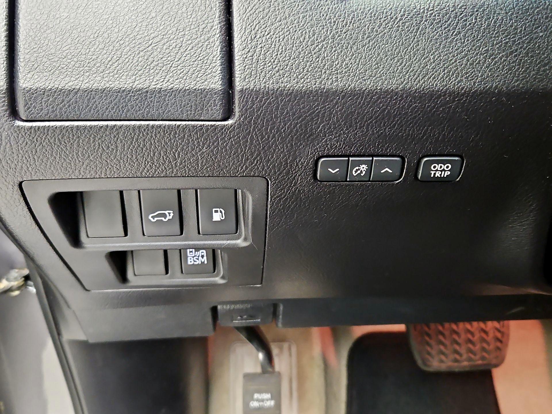 Thumbnail: 2015 Lexus RX - 13