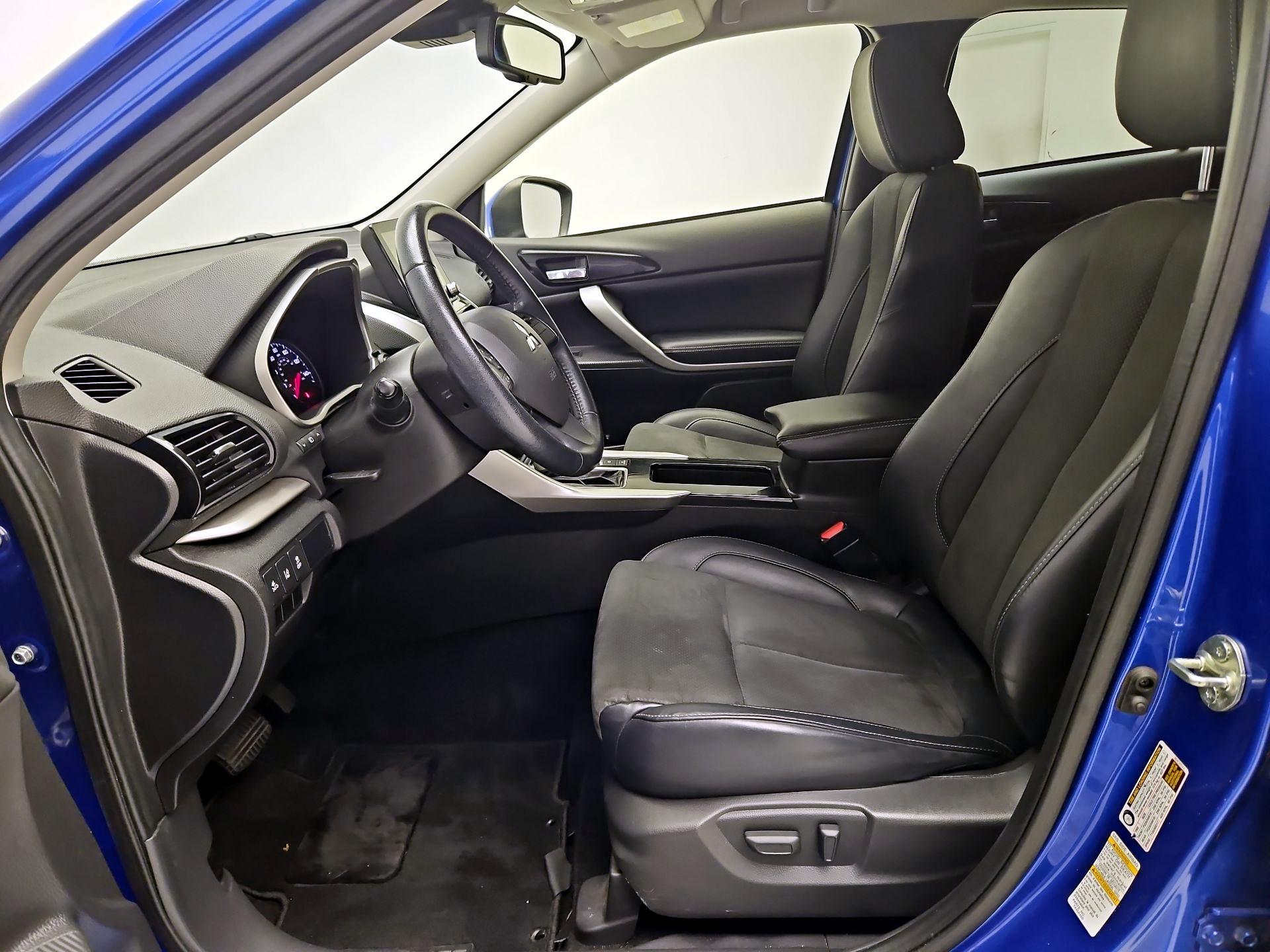 Thumbnail: 2022 Mitsubishi Eclipse Cross - 11