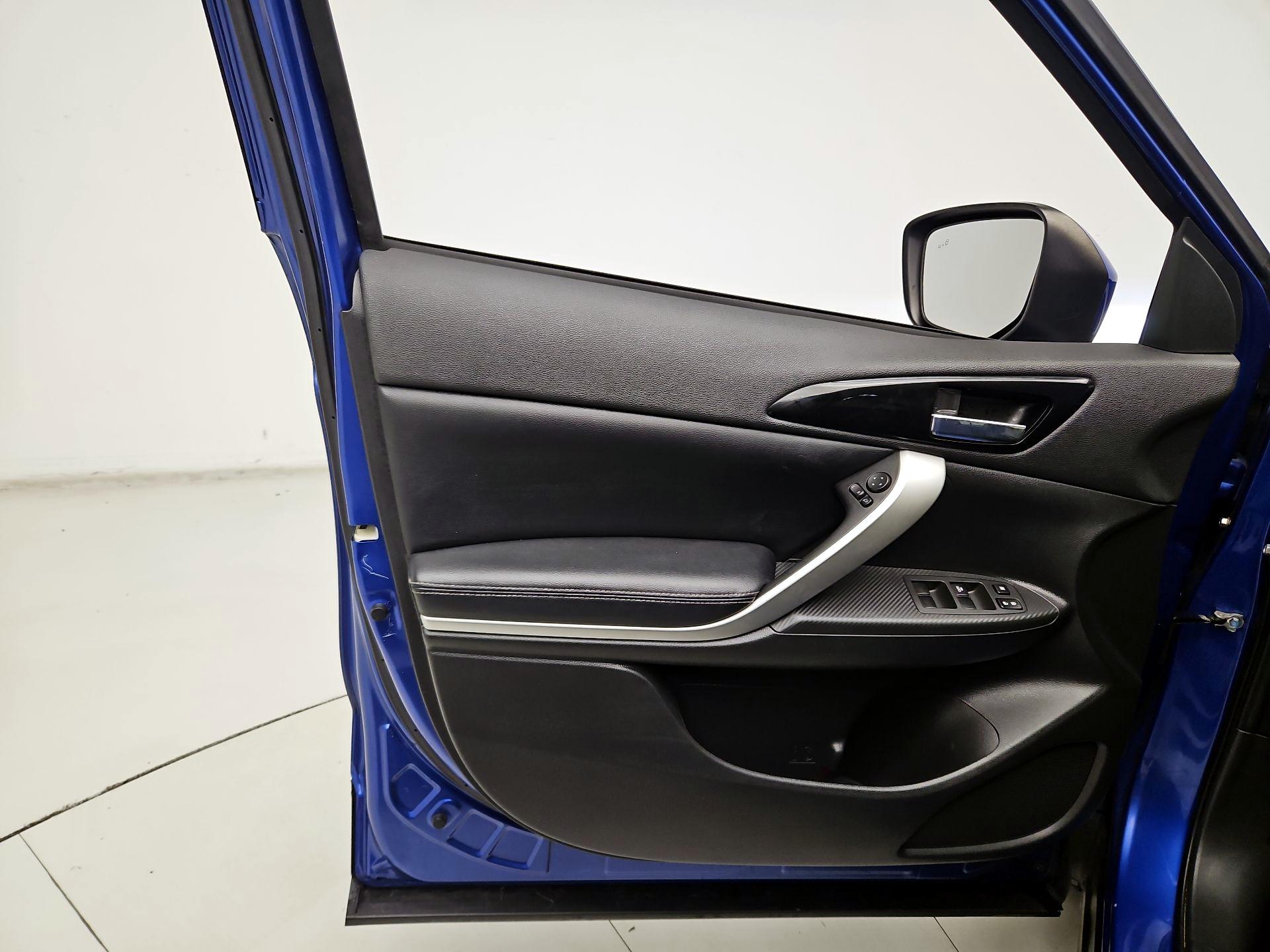 Thumbnail: 2022 Mitsubishi Eclipse Cross - 12