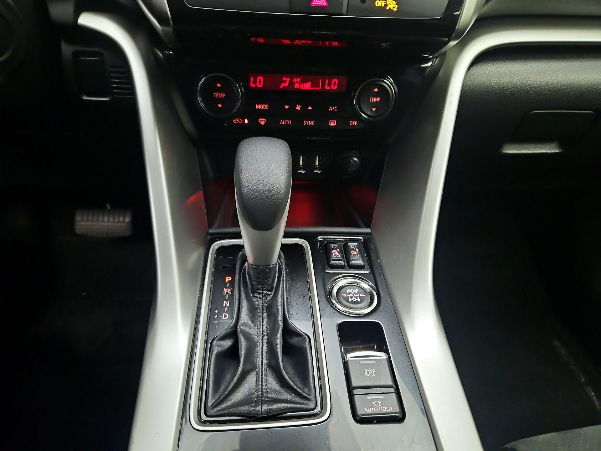 Thumbnail: 2022 Mitsubishi Eclipse Cross - 16