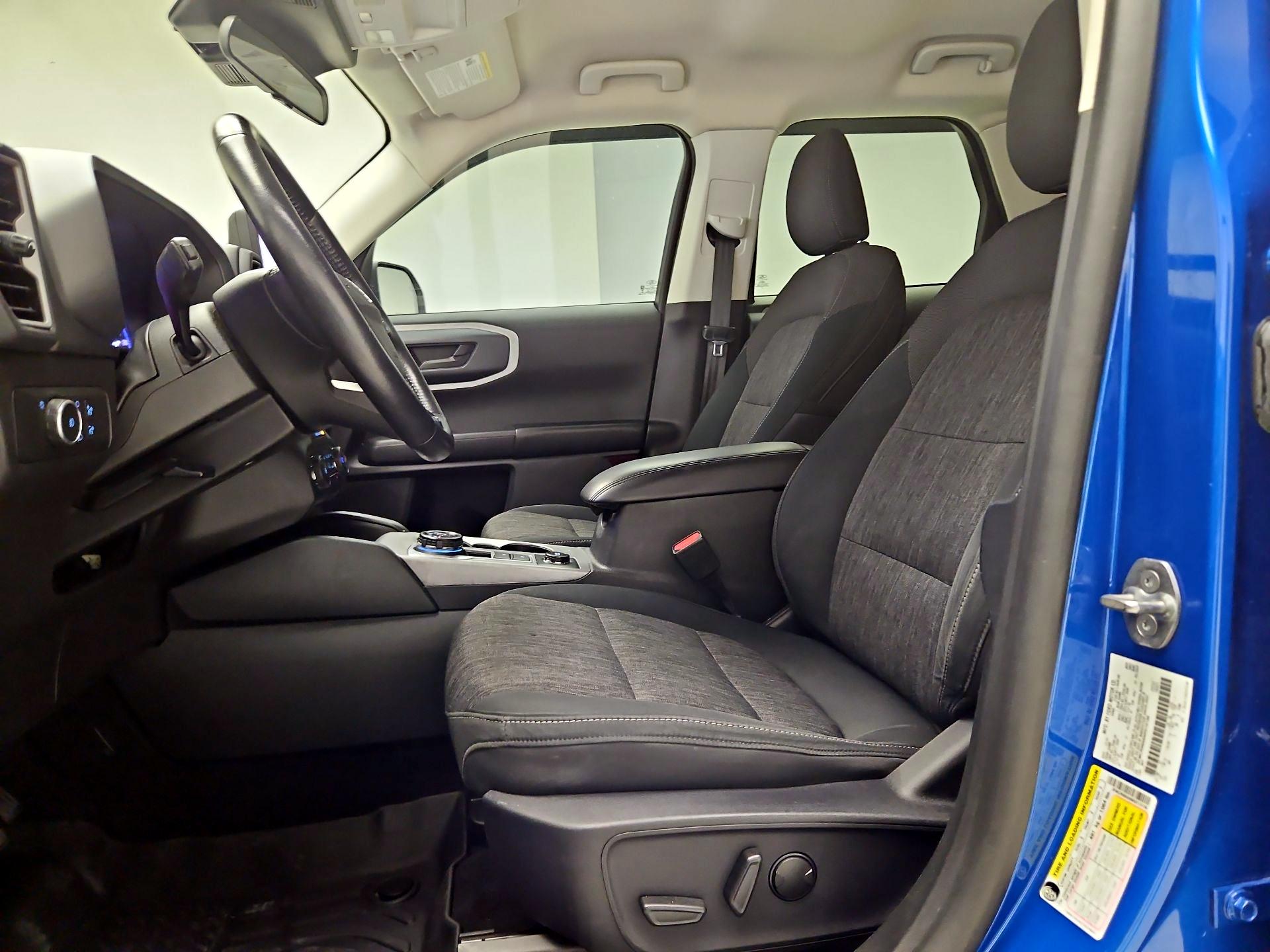 Thumbnail: 2022 Ford Bronco Sport - 11