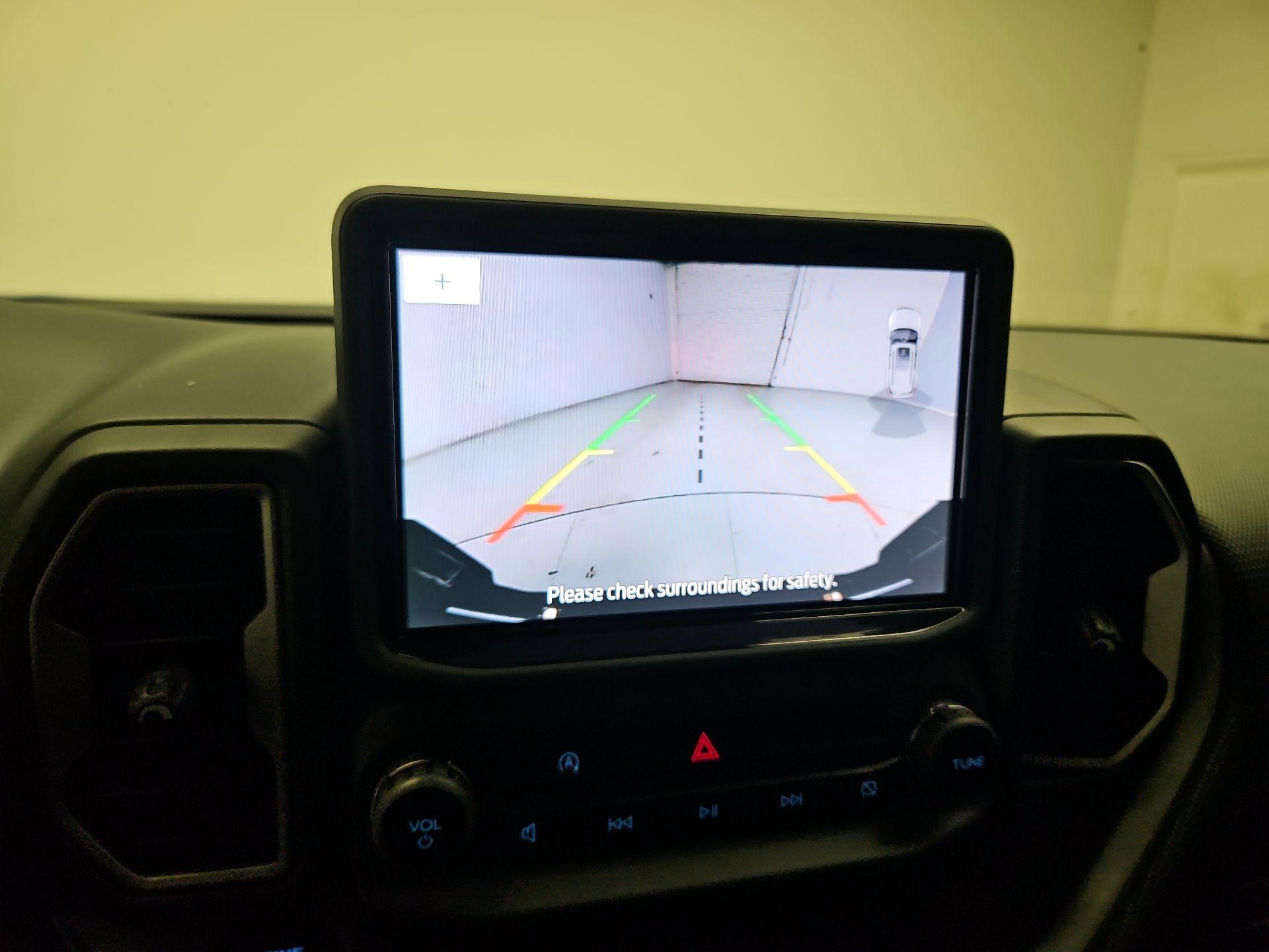 Thumbnail: 2022 Ford Bronco Sport - 14