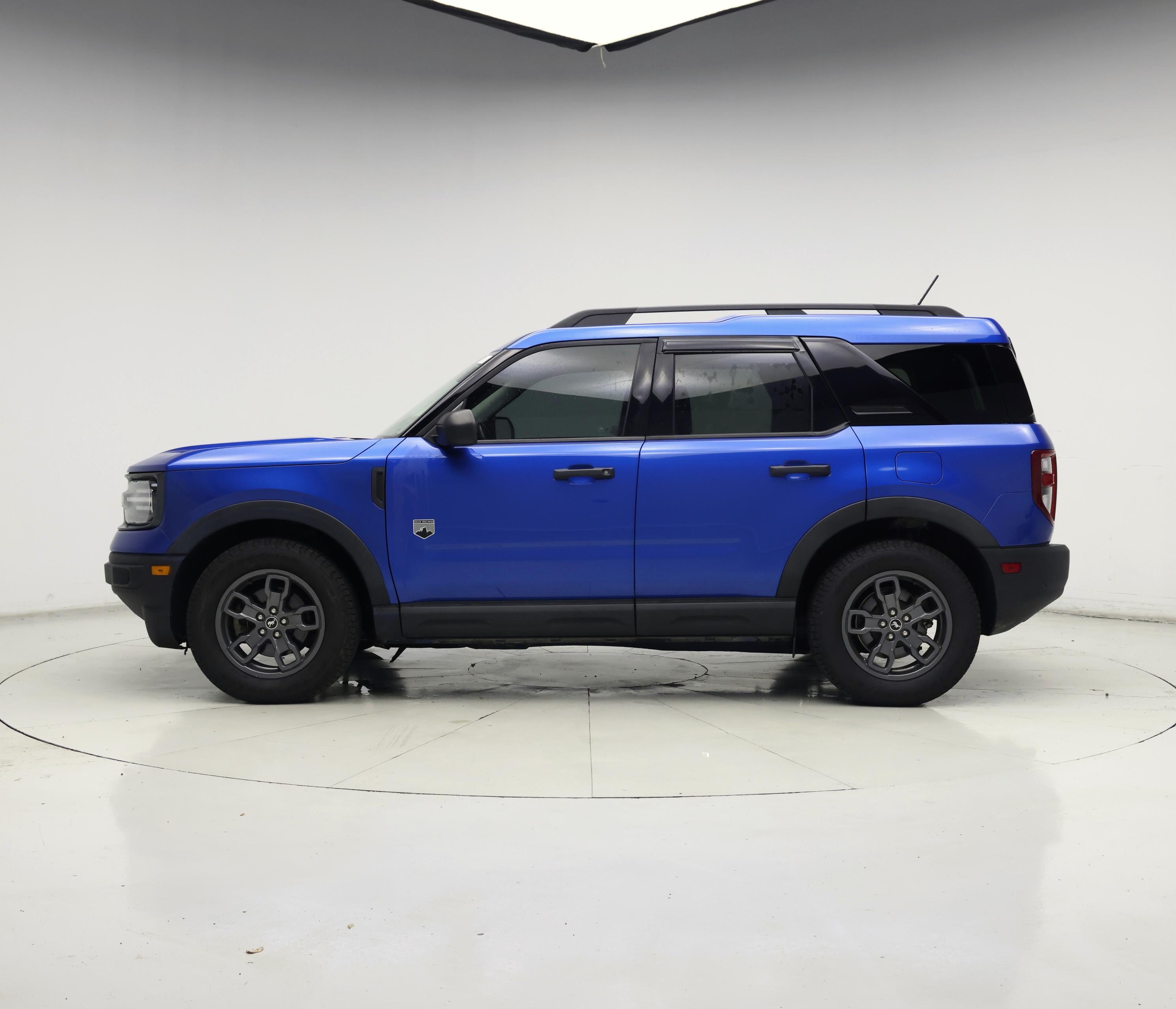 Thumbnail: 2022 Ford Bronco Sport - 3