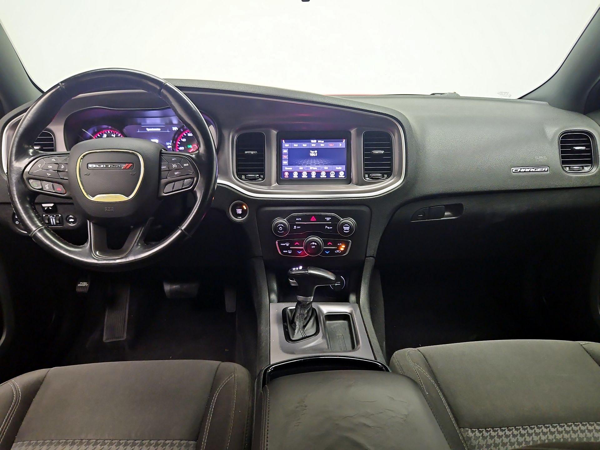 Thumbnail: 2020 Dodge Charger - 9