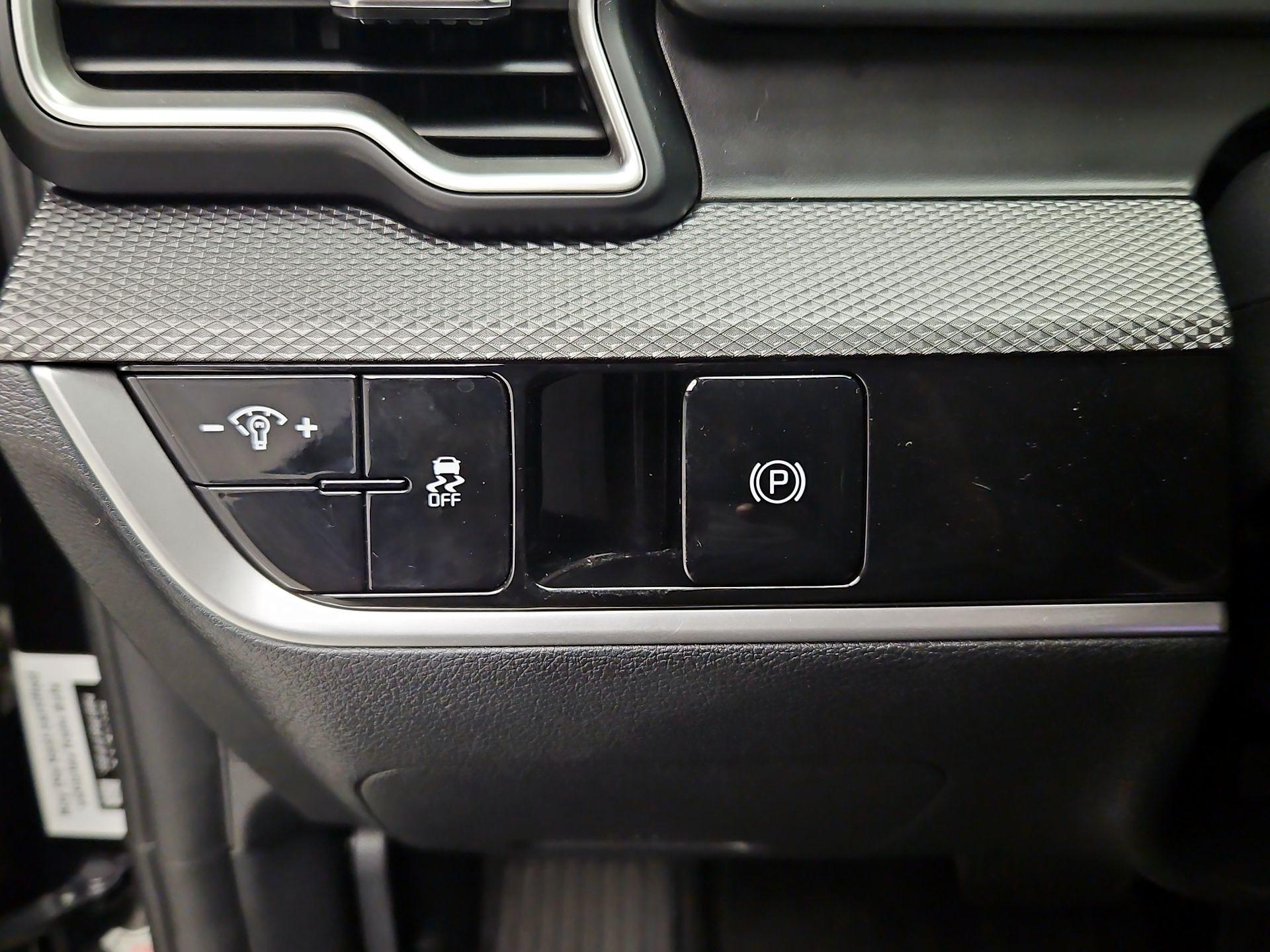 Thumbnail: 2024 Kia Sportage - 13