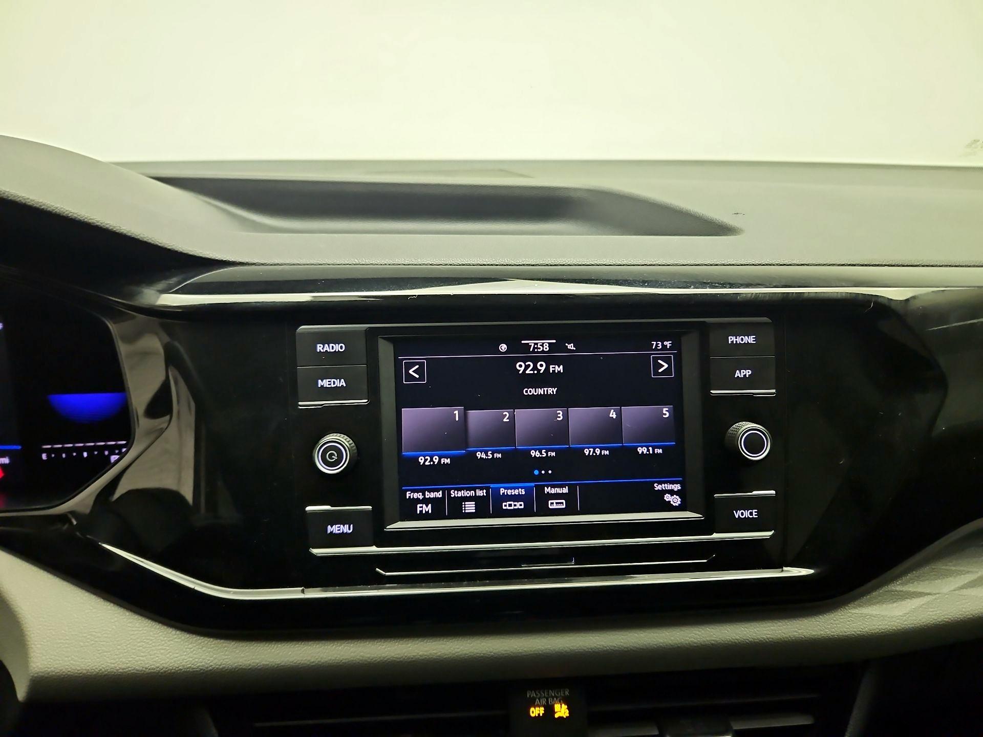 Thumbnail: 2023 Volkswagen Taos - 14