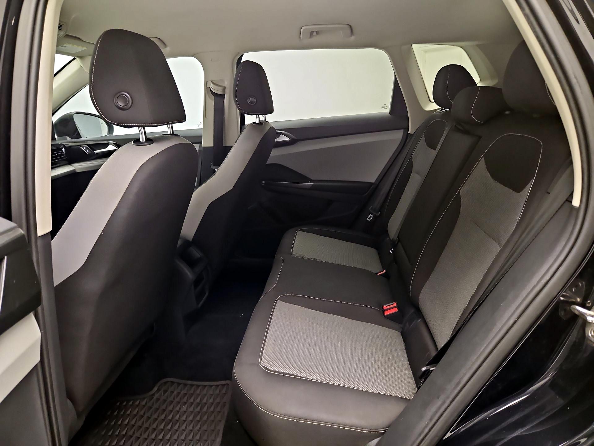 Thumbnail: 2023 Volkswagen Taos - 17