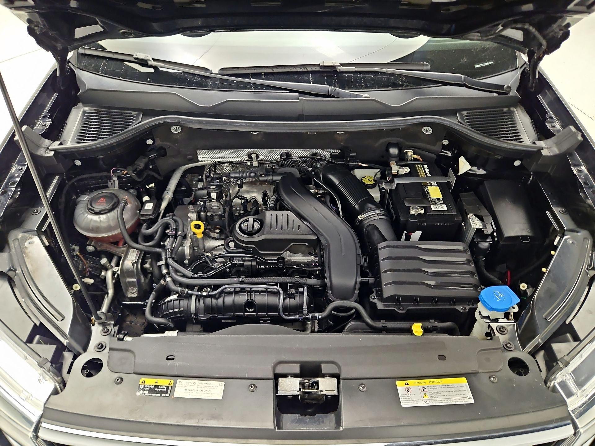 Thumbnail: 2023 Volkswagen Taos - 19