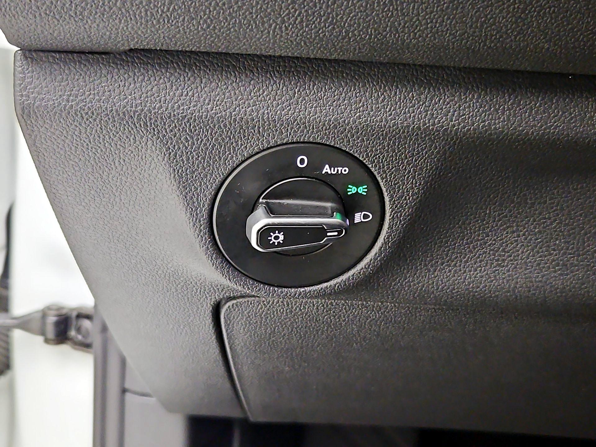 Thumbnail: 2024 Volkswagen Jetta - 13