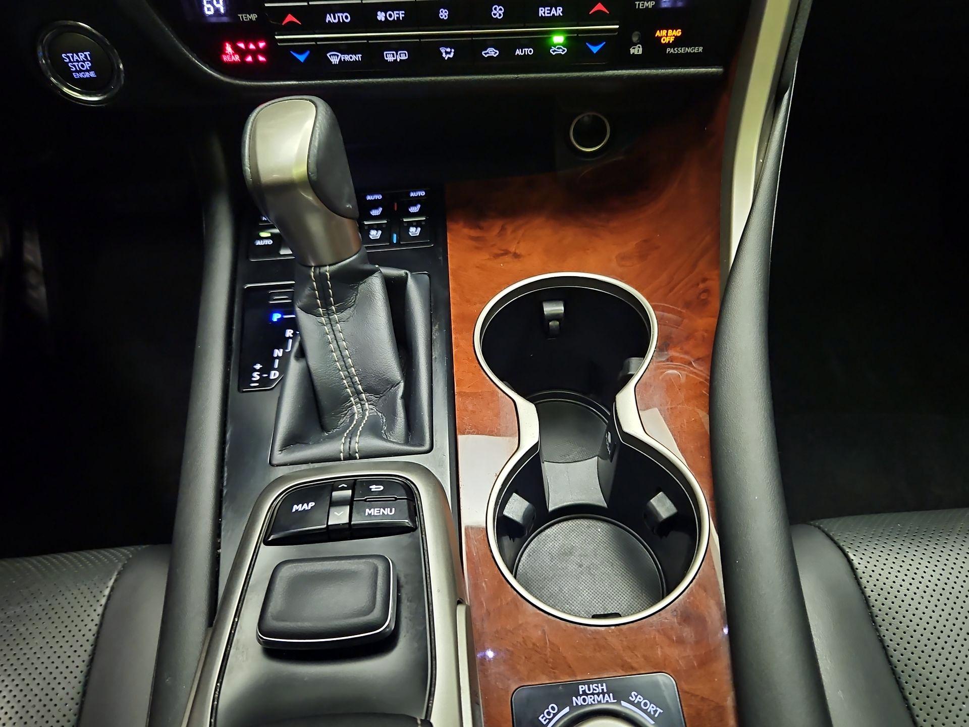 Thumbnail: 2019 Lexus RX - 18