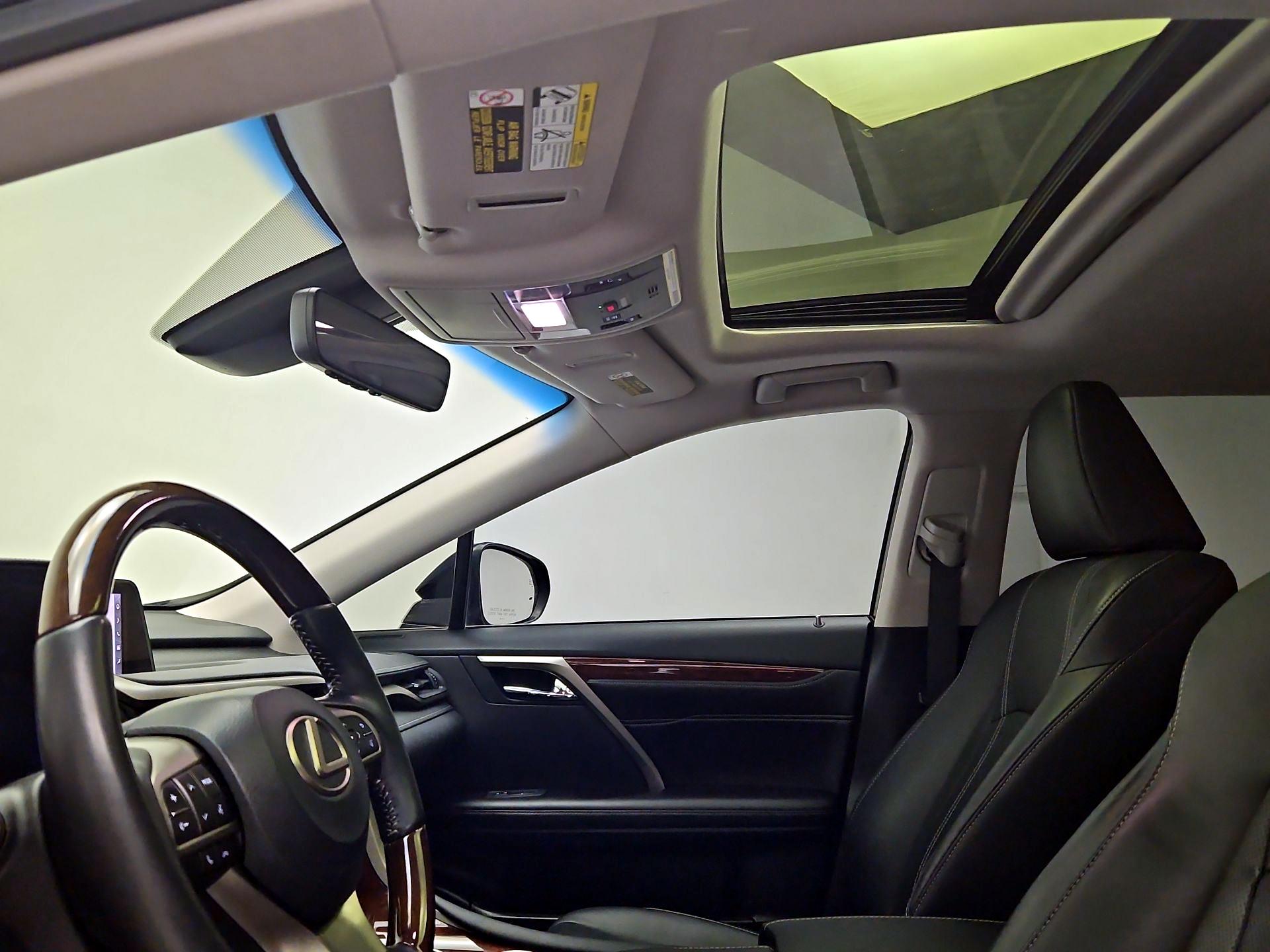 Thumbnail: 2019 Lexus RX - 20