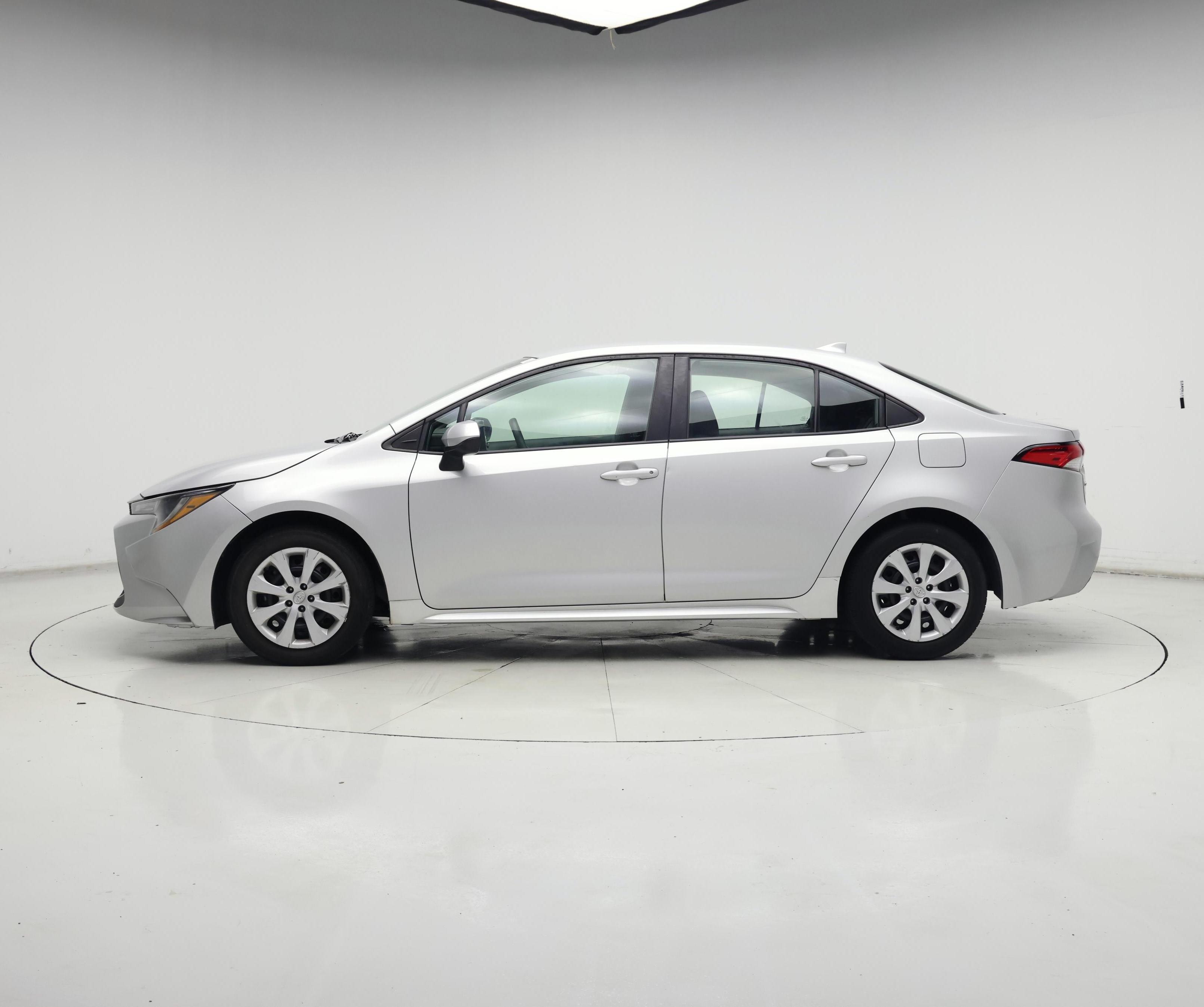 Thumbnail: 2022 Toyota Corolla - 3