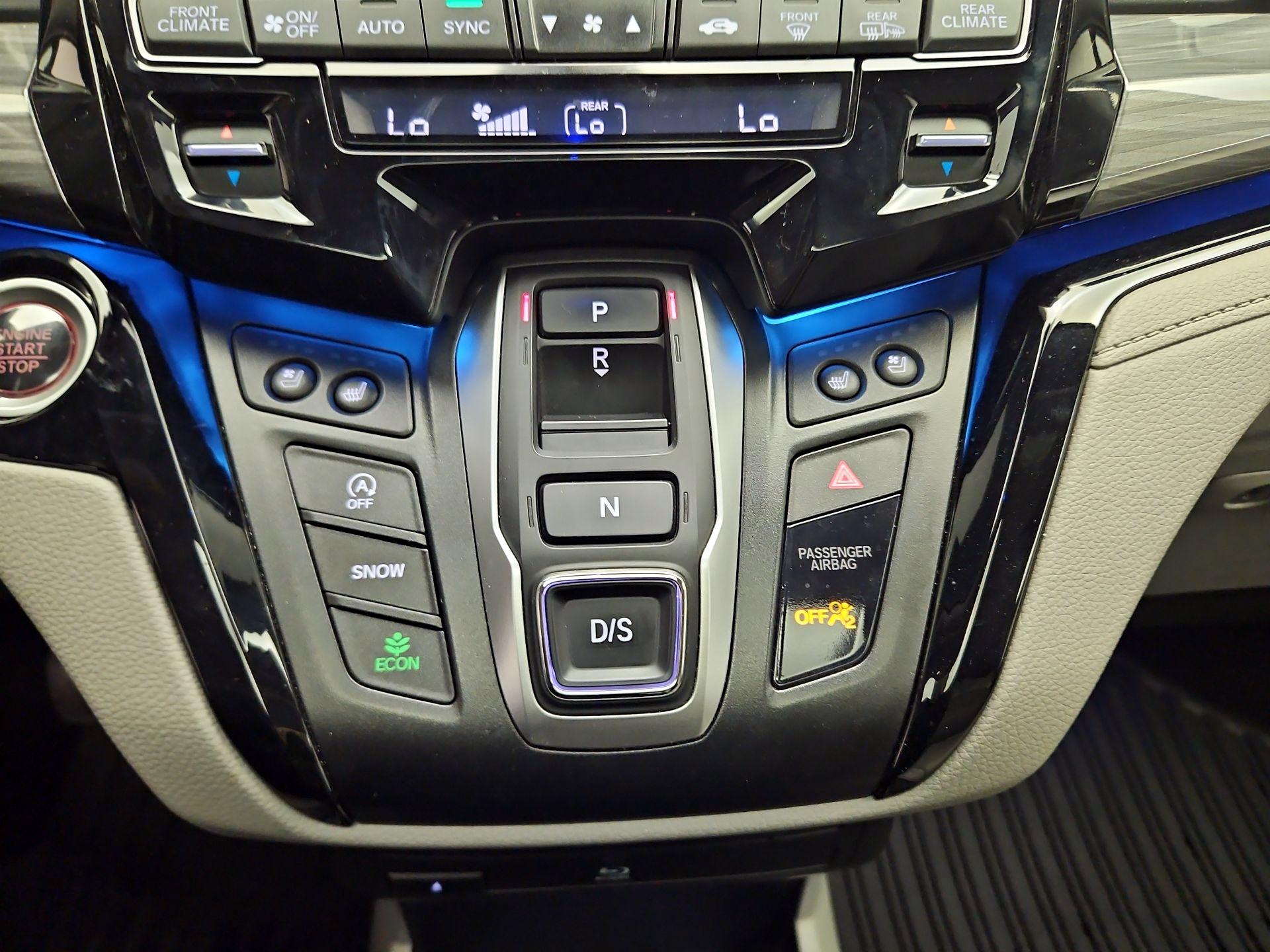 Thumbnail: 2023 Honda Odyssey - 18